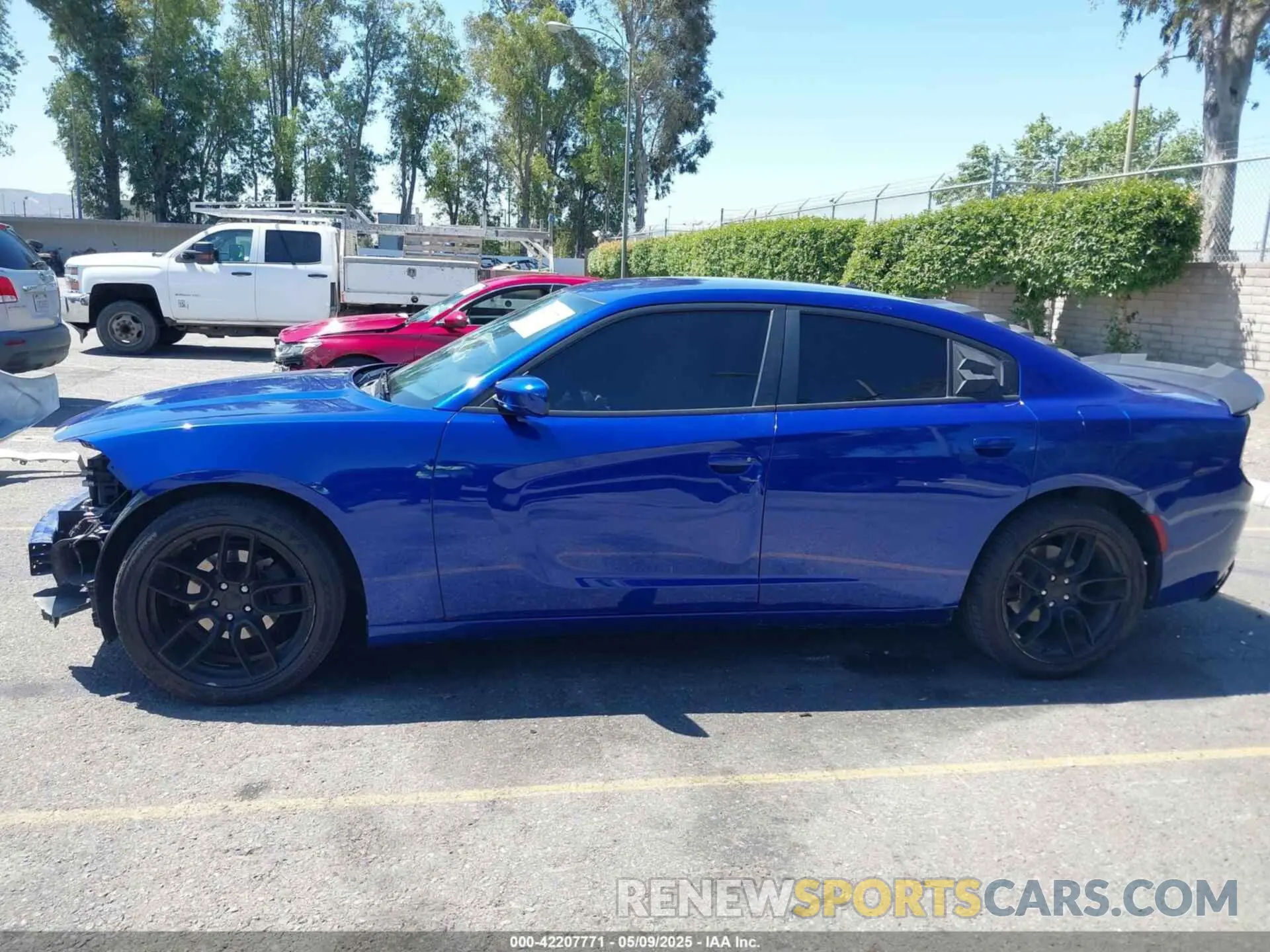 15 Photograph of a damaged car 2C3CDXBG6KH729739 DODGE CHARGER 2019