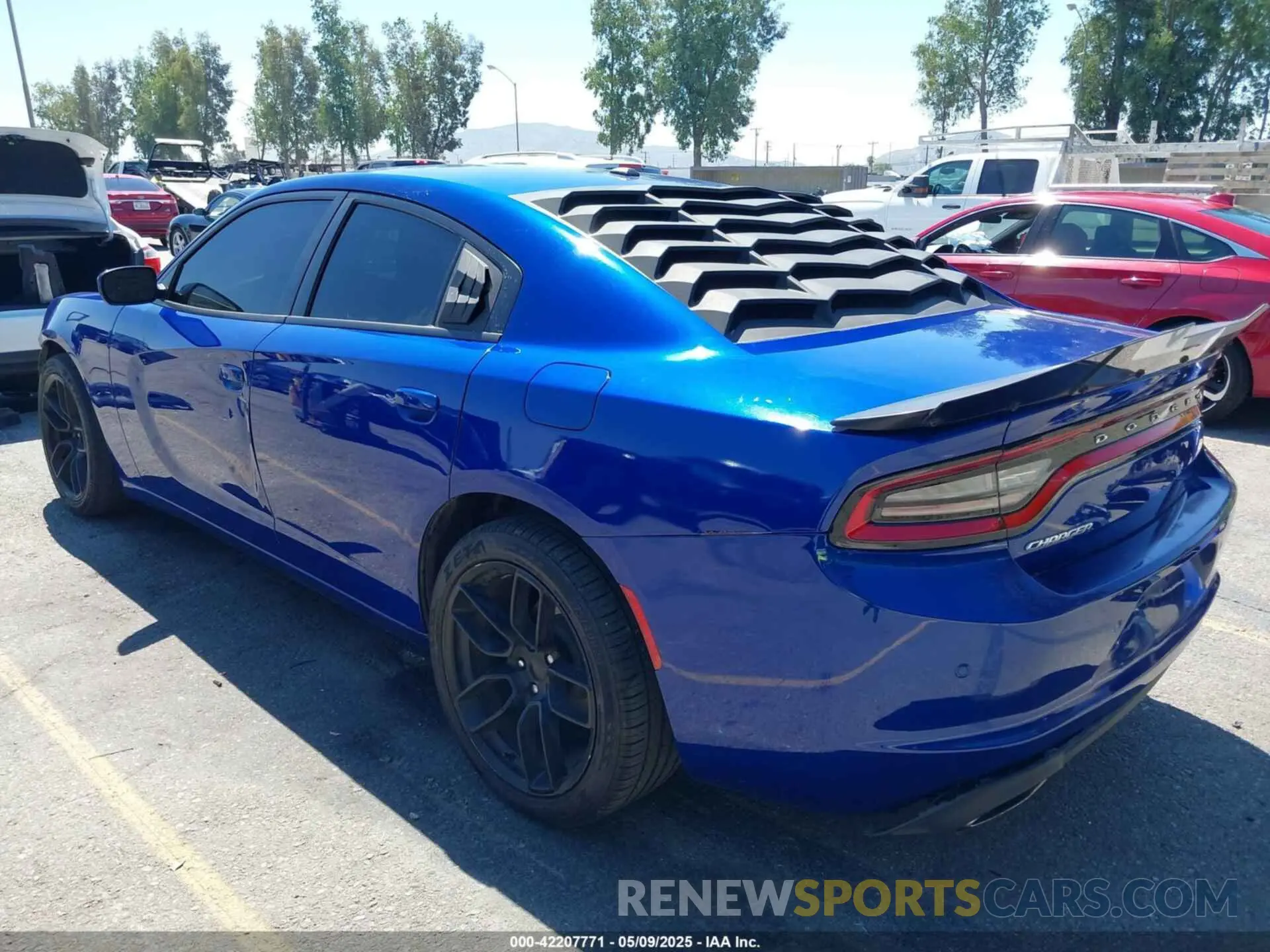 3 Photograph of a damaged car 2C3CDXBG6KH729739 DODGE CHARGER 2019