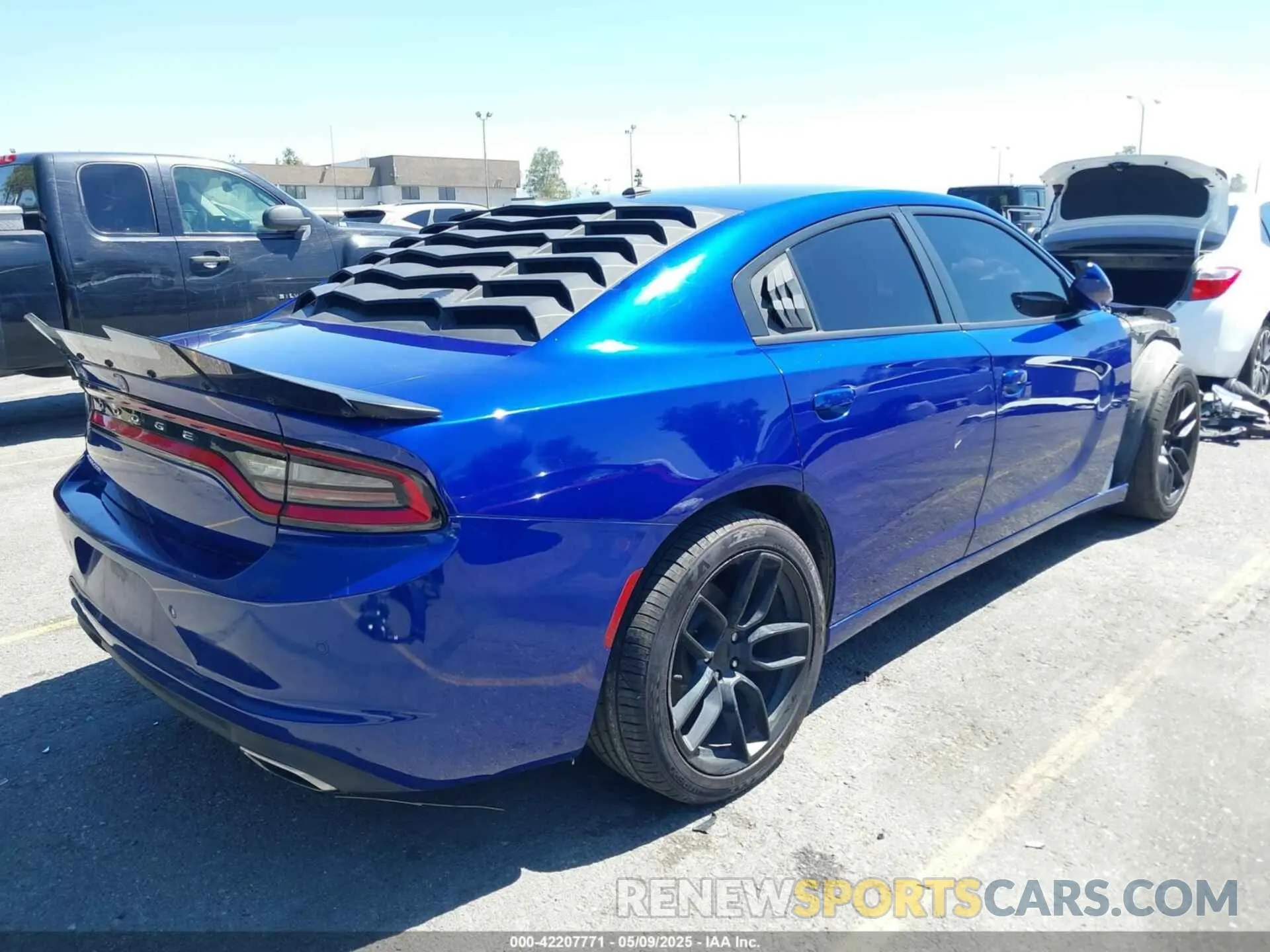 4 Photograph of a damaged car 2C3CDXBG6KH729739 DODGE CHARGER 2019