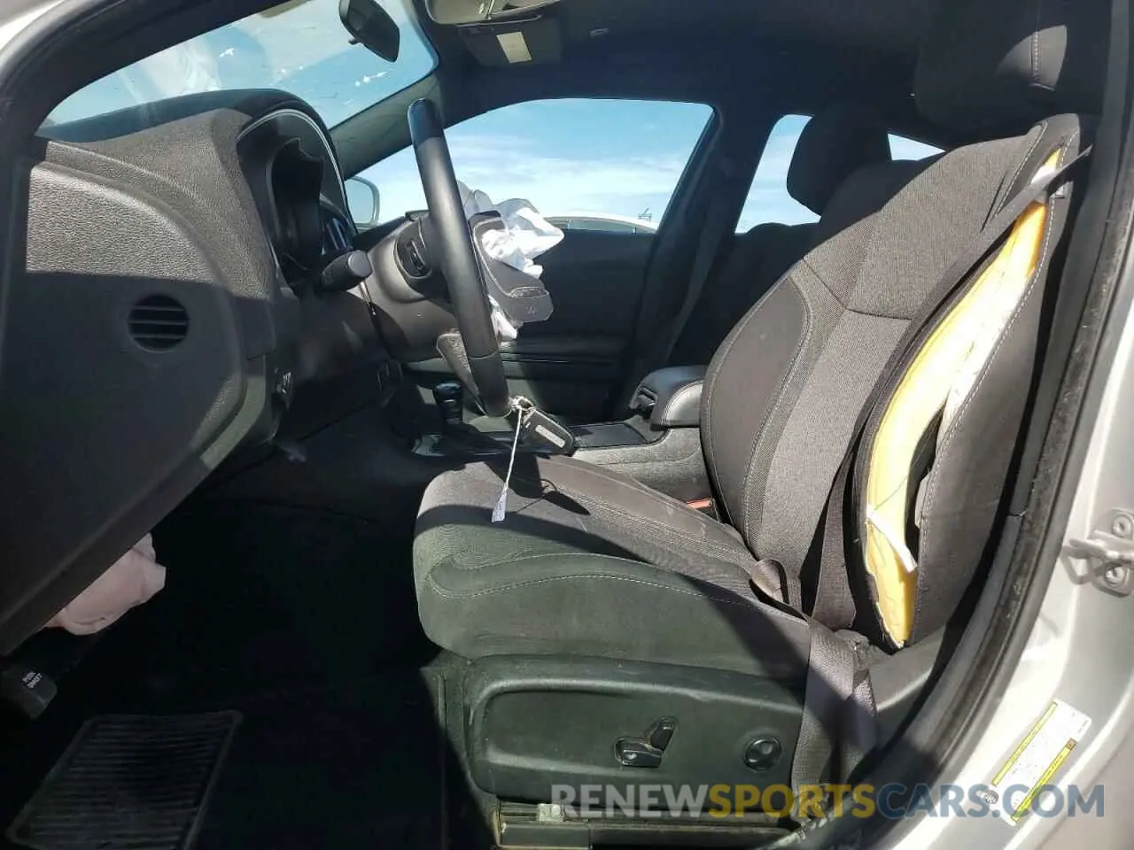 7 Photograph of a damaged car 2C3CDXBG7KH616883 DODGE CHARGER 2019