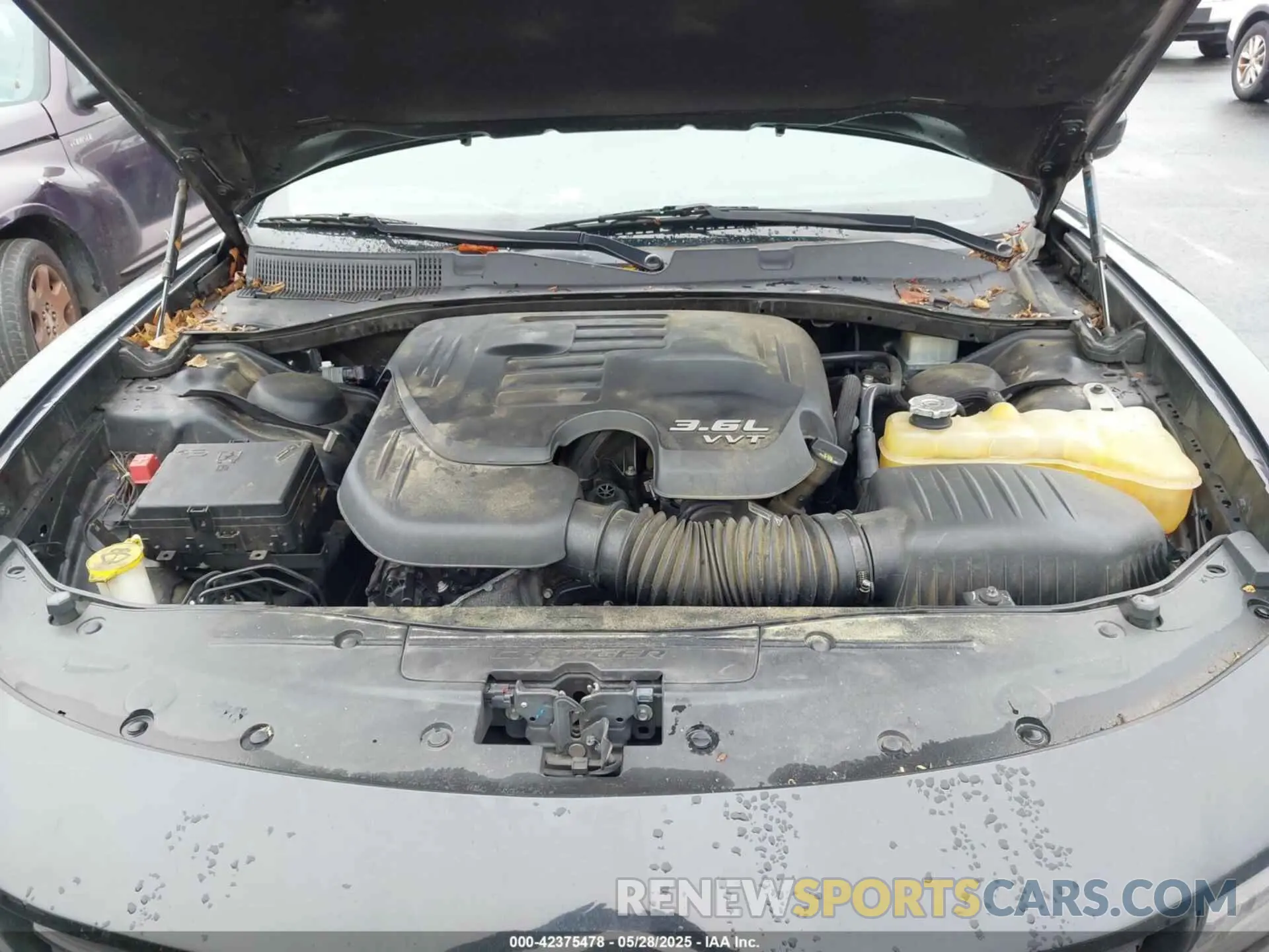 10 Photograph of a damaged car 2C3CDXBG7KH696444 DODGE CHARGER 2019