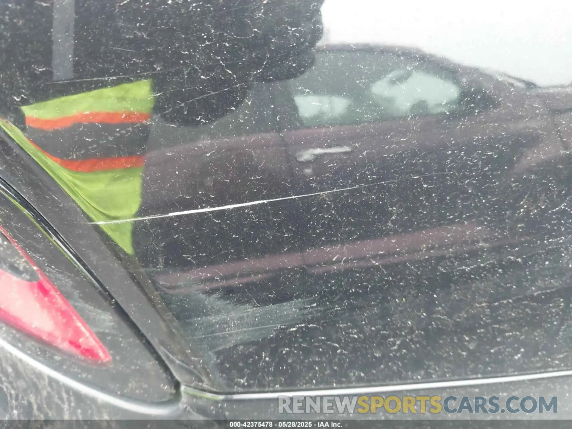 17 Photograph of a damaged car 2C3CDXBG7KH696444 DODGE CHARGER 2019