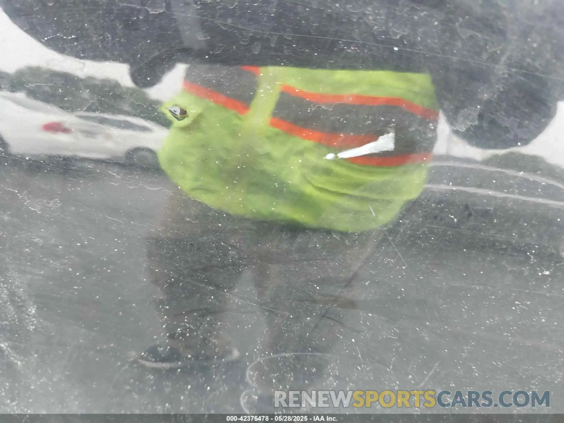 19 Photograph of a damaged car 2C3CDXBG7KH696444 DODGE CHARGER 2019