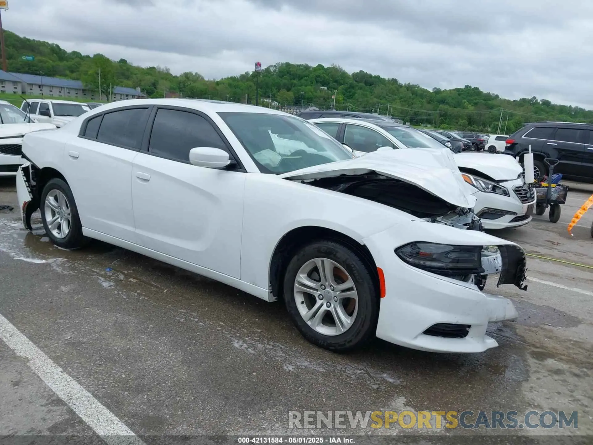 1 Photograph of a damaged car 2C3CDXBG7KH710181 DODGE CHARGER 2019