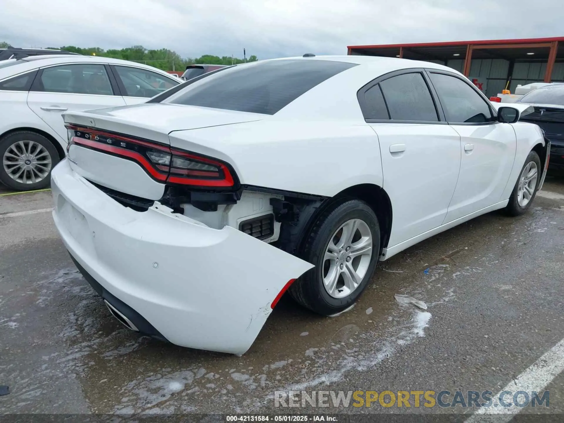 4 Photograph of a damaged car 2C3CDXBG7KH710181 DODGE CHARGER 2019