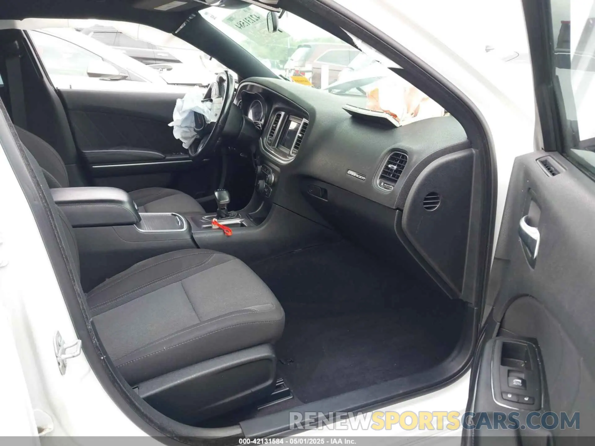 5 Photograph of a damaged car 2C3CDXBG7KH710181 DODGE CHARGER 2019