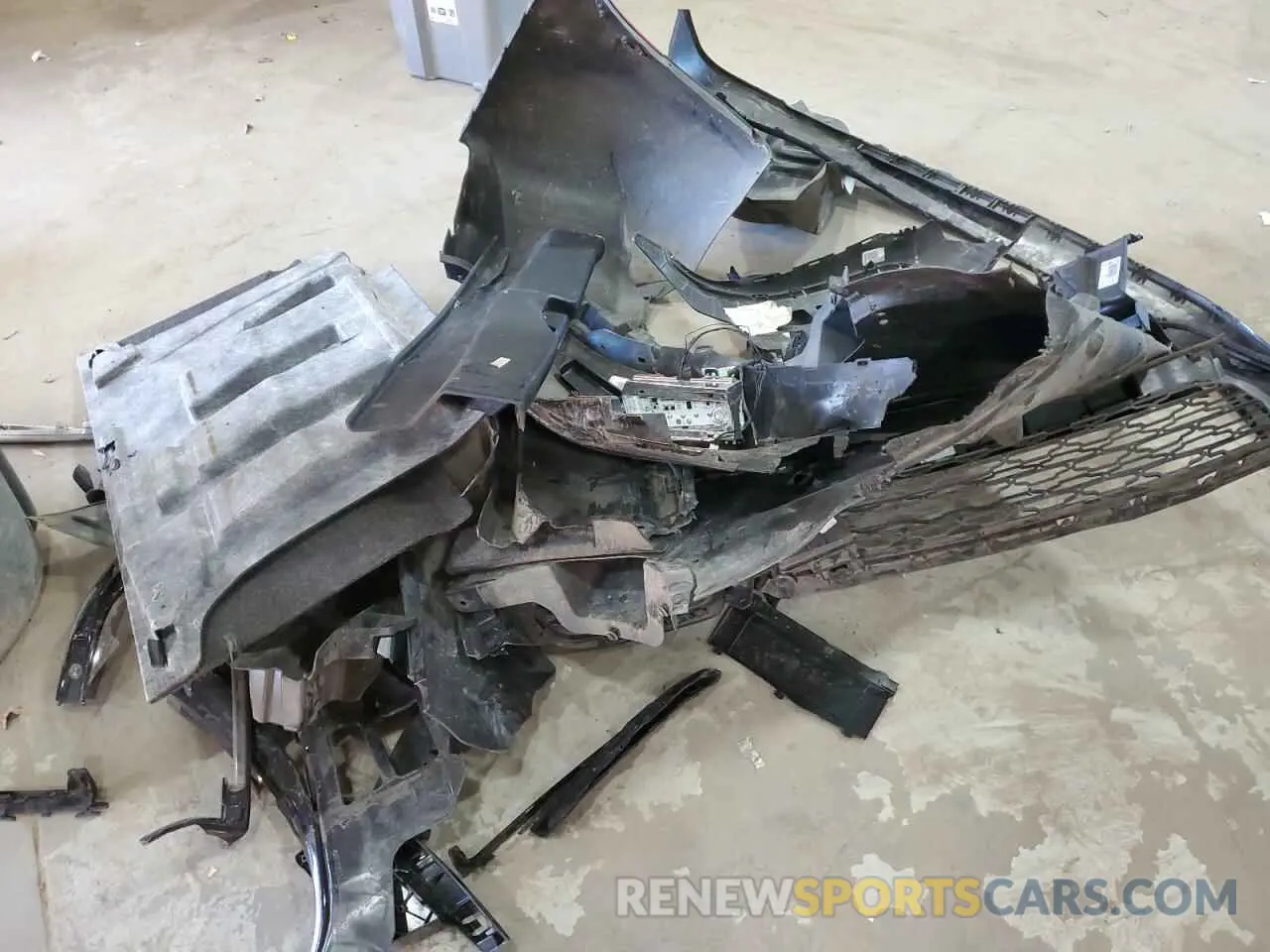 12 Photograph of a damaged car 2C3CDXBG8KH638536 DODGE CHARGER 2019