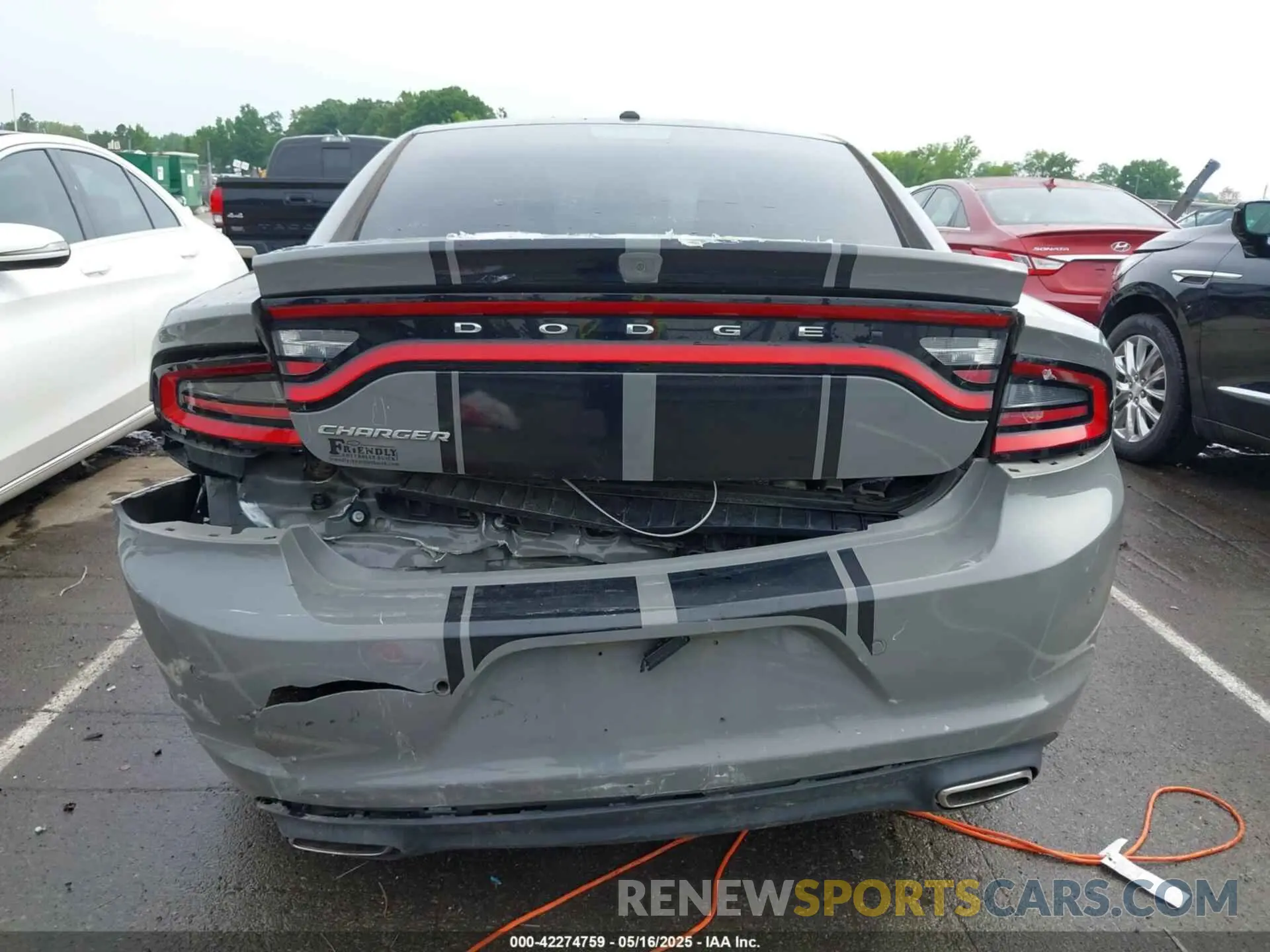 16 Photograph of a damaged car 2C3CDXBG8KH643736 DODGE CHARGER 2019