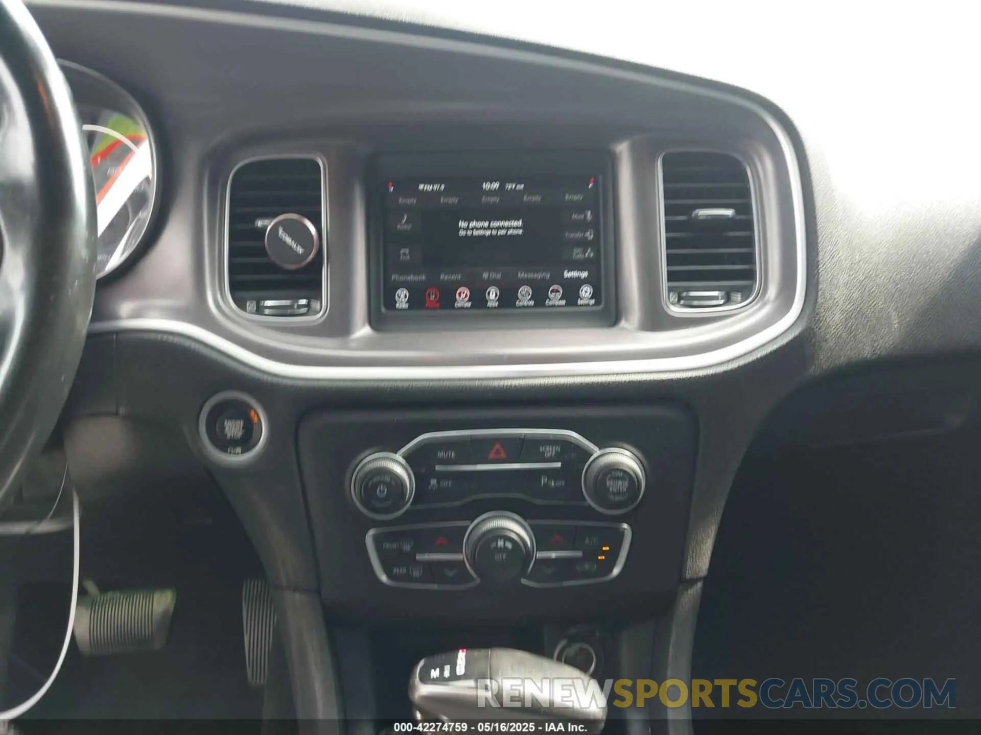 18 Photograph of a damaged car 2C3CDXBG8KH643736 DODGE CHARGER 2019