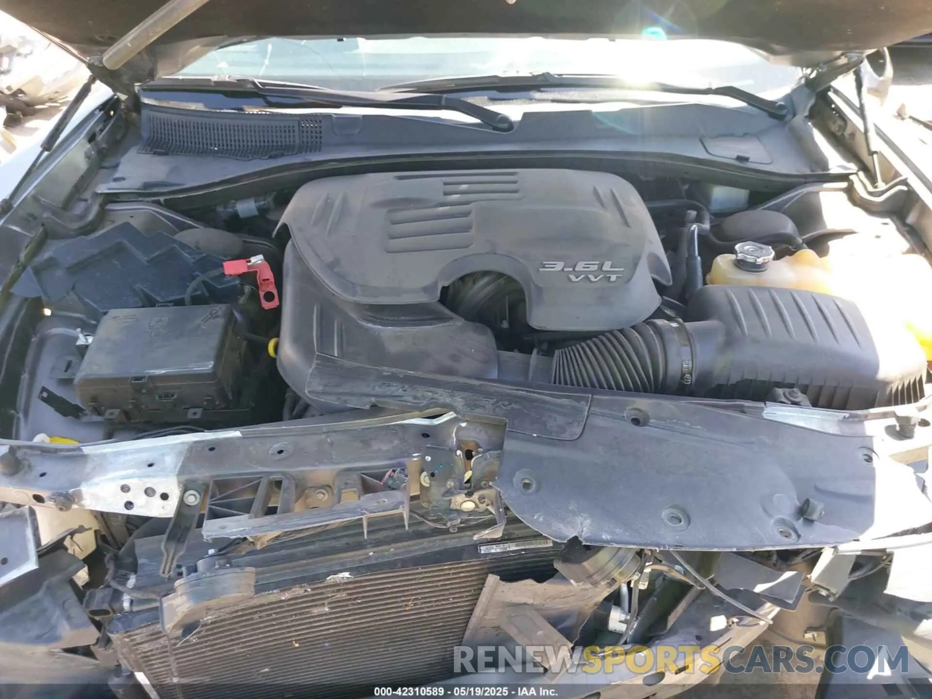 10 Photograph of a damaged car 2C3CDXBG8KH657362 DODGE CHARGER 2019