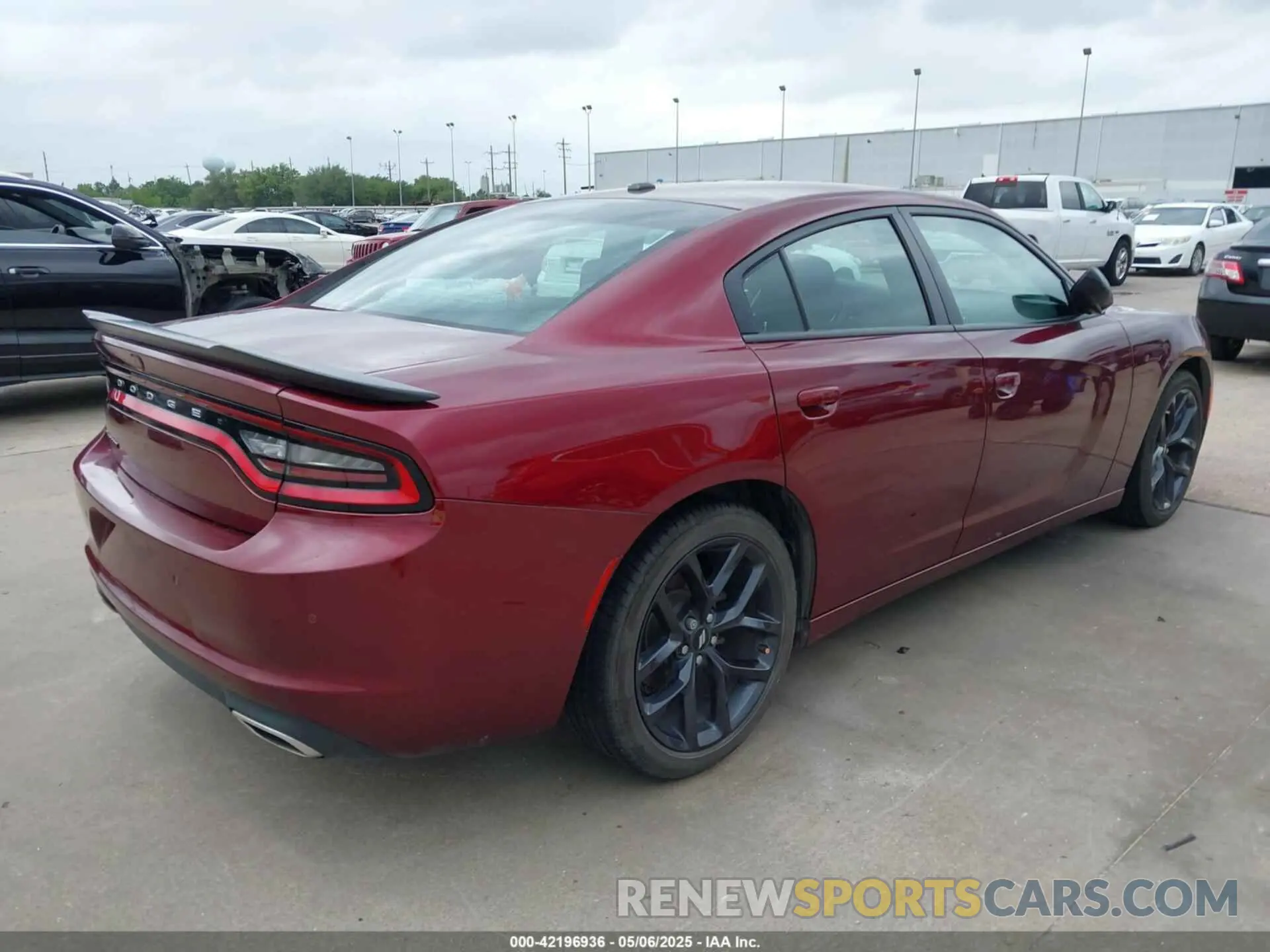 4 Photograph of a damaged car 2C3CDXBG8KH668362 DODGE CHARGER 2019