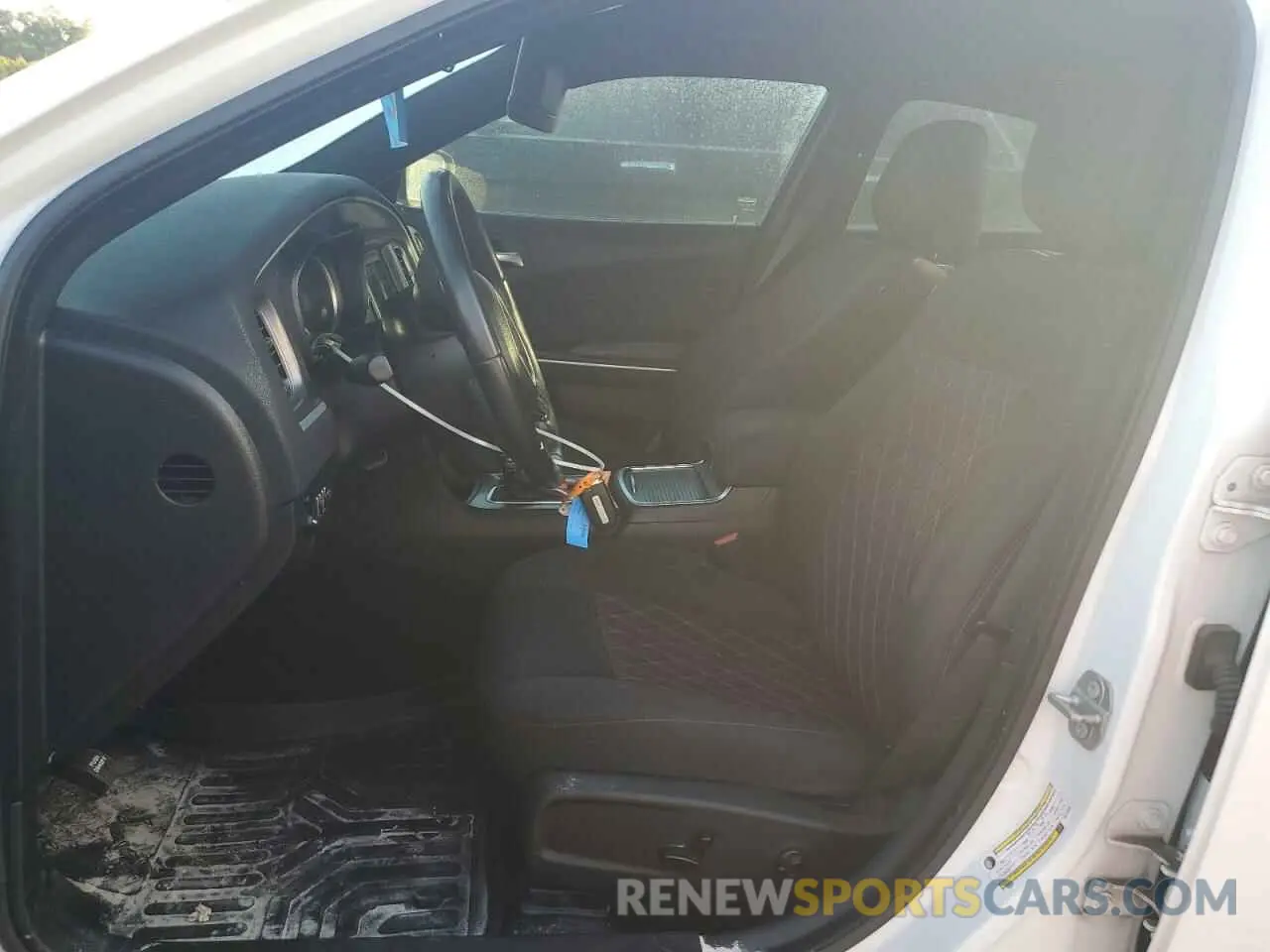 7 Photograph of a damaged car 2C3CDXBG8KH749409 DODGE CHARGER 2019