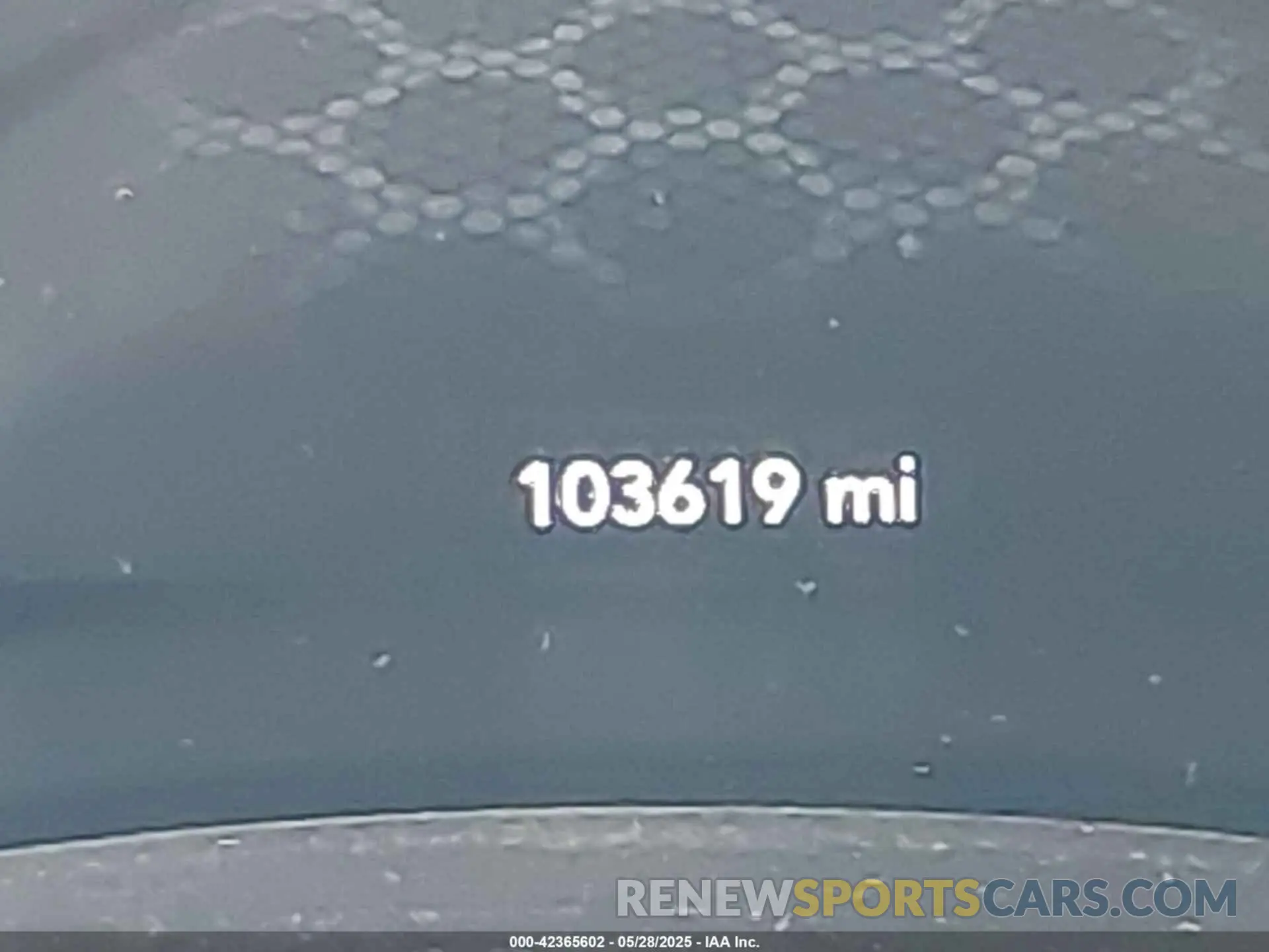 16 Photograph of a damaged car 2C3CDXBG8KH753153 DODGE CHARGER 2019
