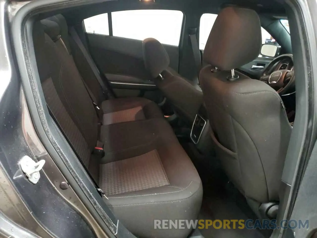 10 Photograph of a damaged car 2C3CDXBG8PH530263 DODGE CHARGER 2019