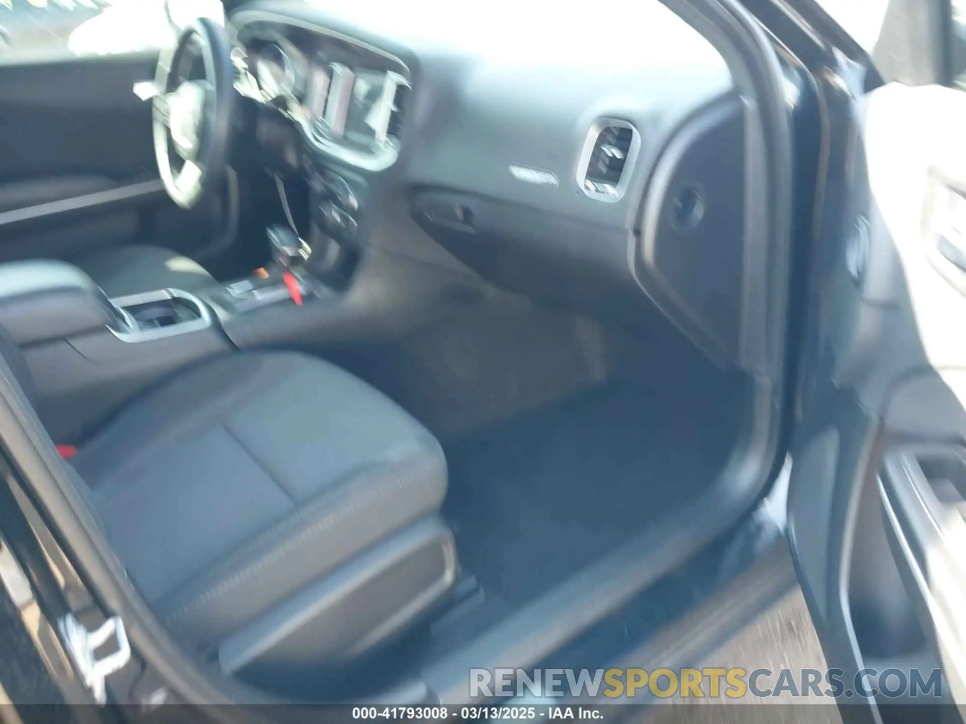 5 Photograph of a damaged car 2C3CDXBG9KH580890 DODGE CHARGER 2019