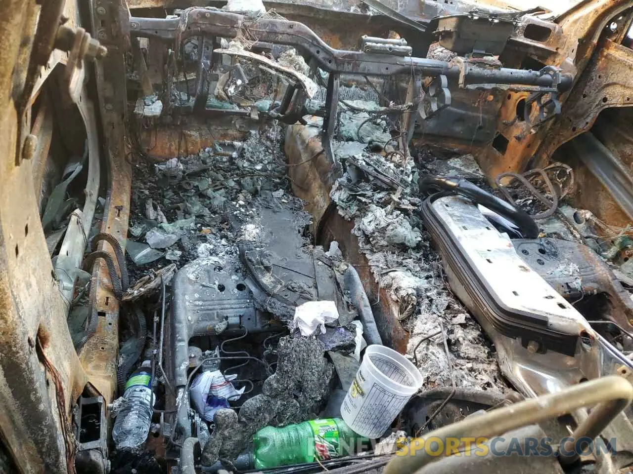 8 Photograph of a damaged car 2C3CDXBG9KH745286 DODGE CHARGER 2019