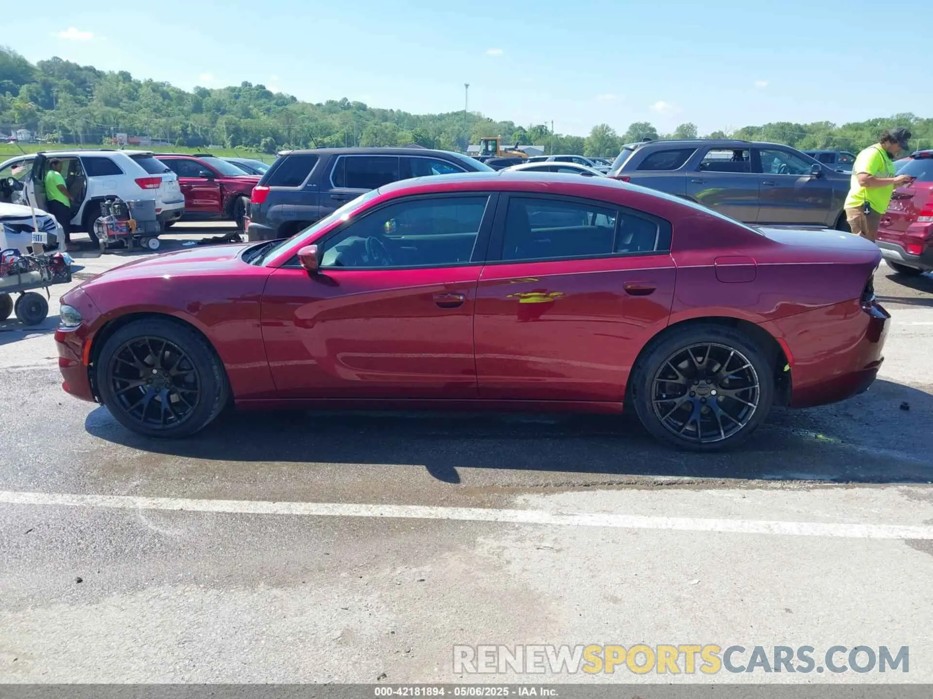 15 Photograph of a damaged car 2C3CDXBG9KH753694 DODGE CHARGER 2019