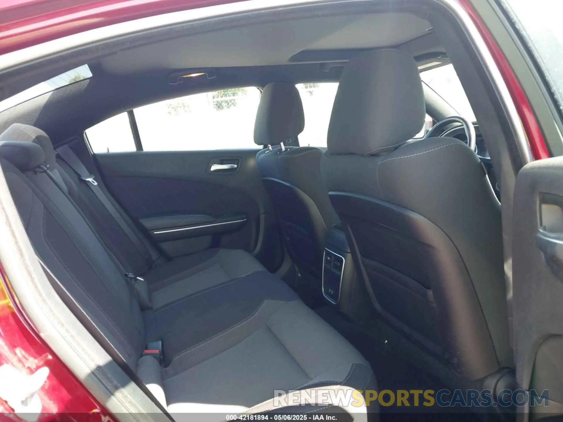 8 Photograph of a damaged car 2C3CDXBG9KH753694 DODGE CHARGER 2019