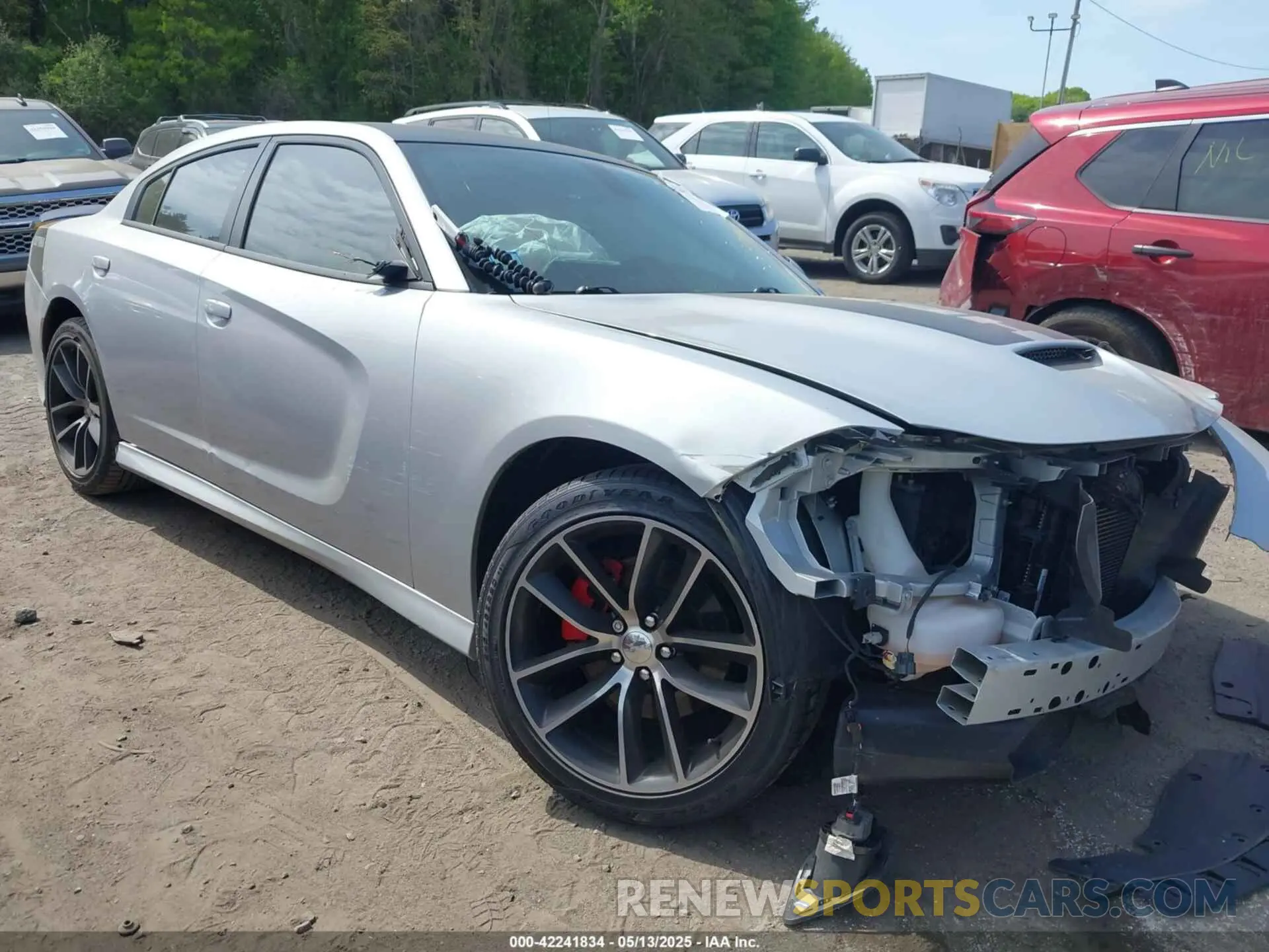 1 Photograph of a damaged car 2C3CDXCT0KH589165 DODGE CHARGER 2019