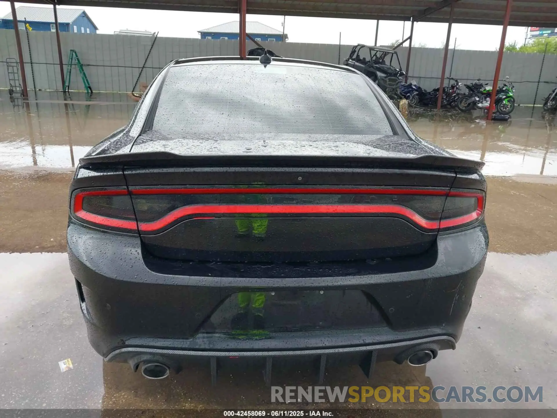 16 Photograph of a damaged car 2C3CDXCT0KH631916 DODGE CHARGER 2019