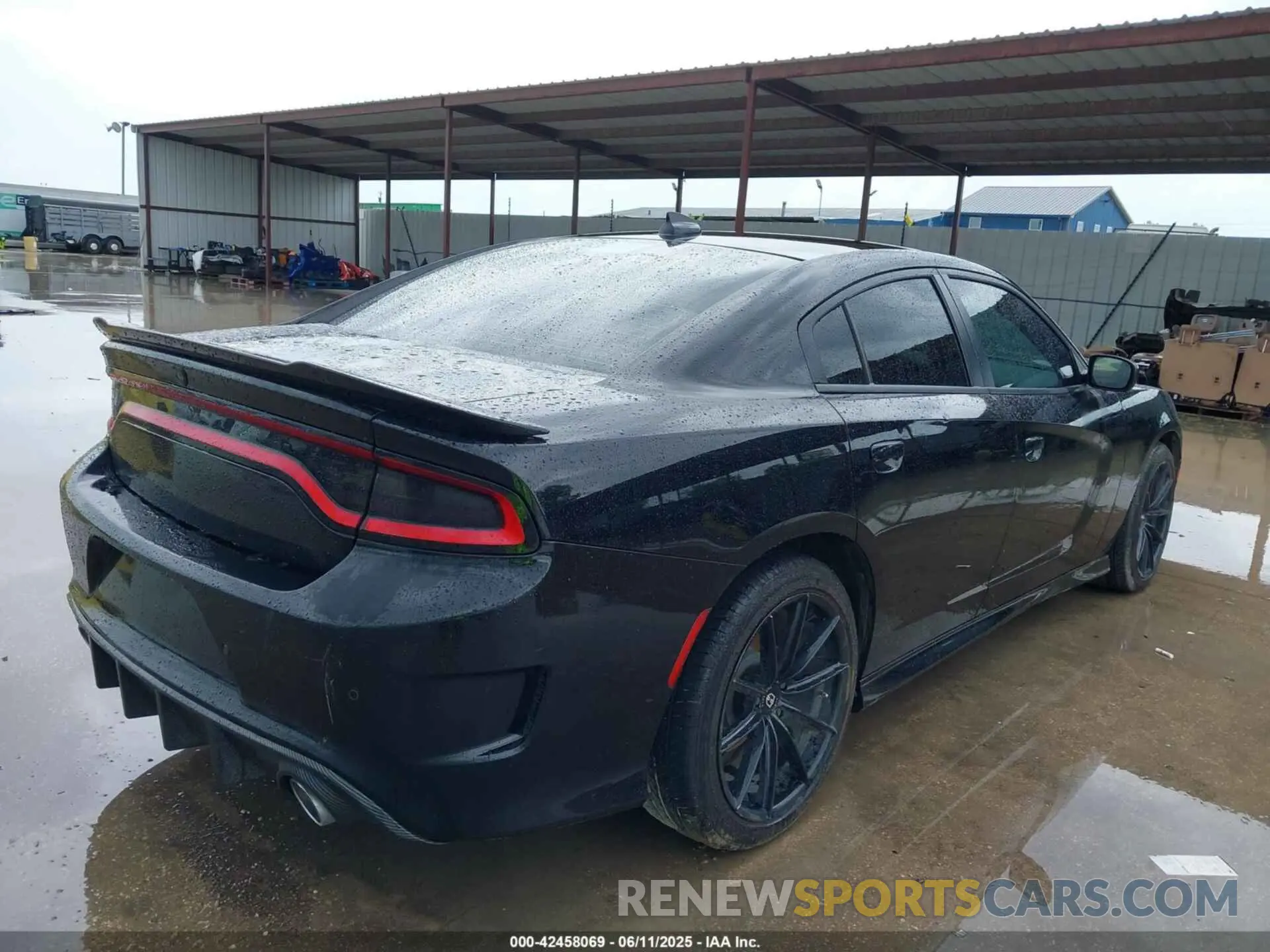 4 Photograph of a damaged car 2C3CDXCT0KH631916 DODGE CHARGER 2019