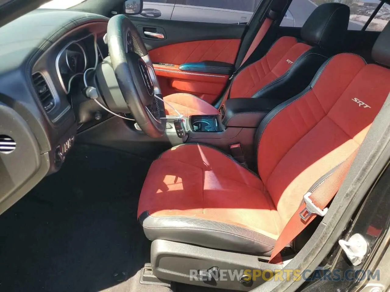 7 Photograph of a damaged car 2C3CDXCT1KH522588 DODGE CHARGER 2019