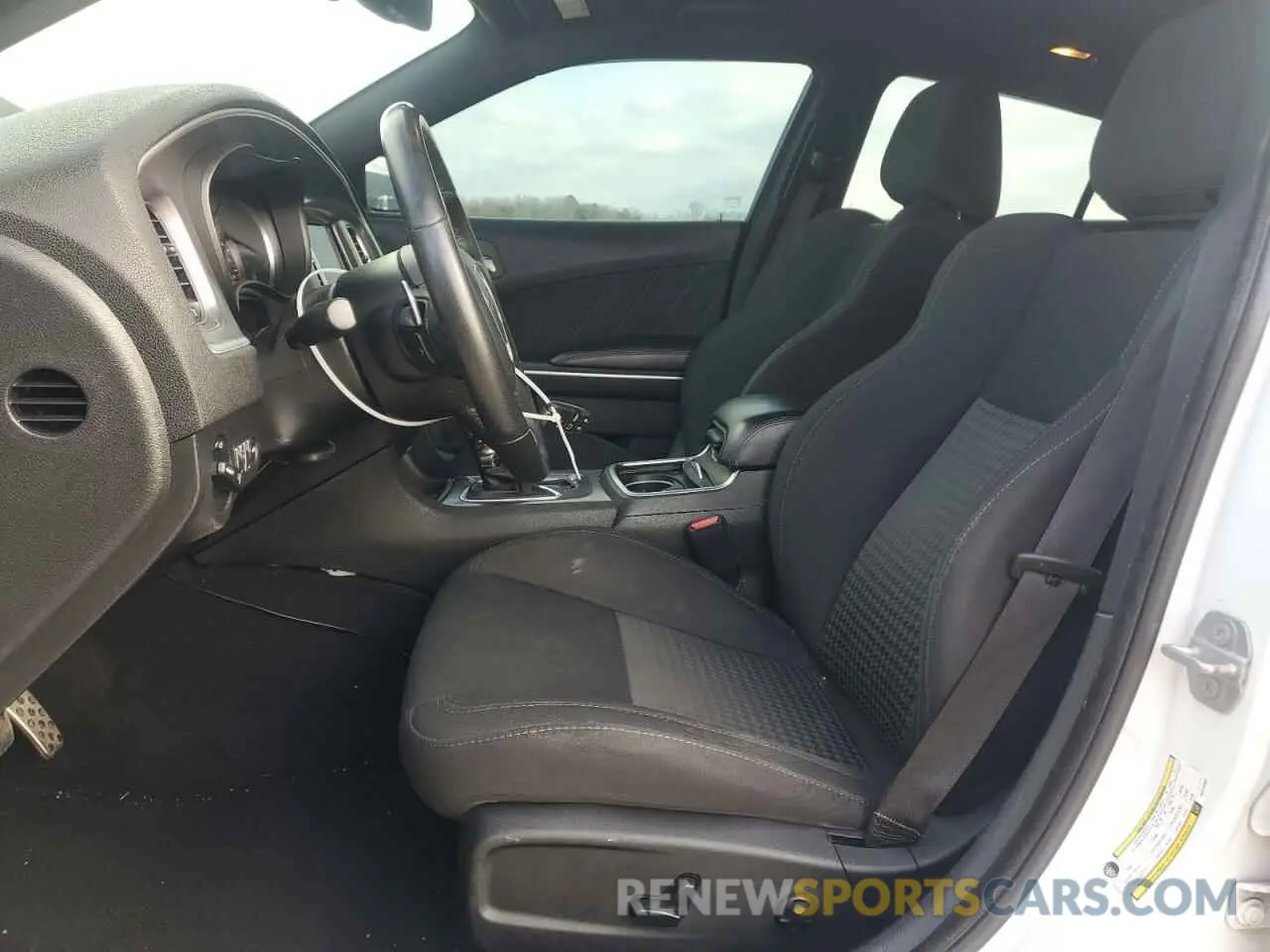 7 Photograph of a damaged car 2C3CDXCT1KH575355 DODGE CHARGER 2019