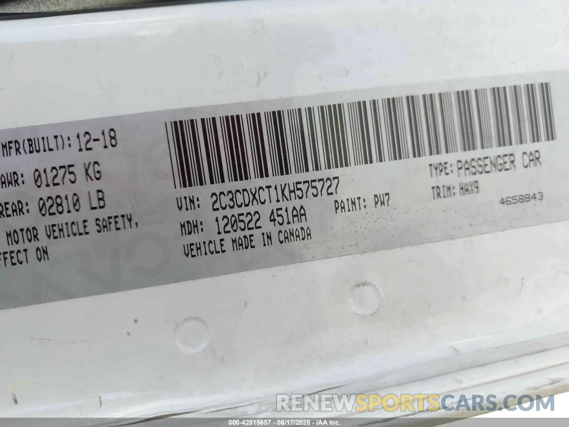 9 Photograph of a damaged car 2C3CDXCT1KH575727 DODGE CHARGER 2019