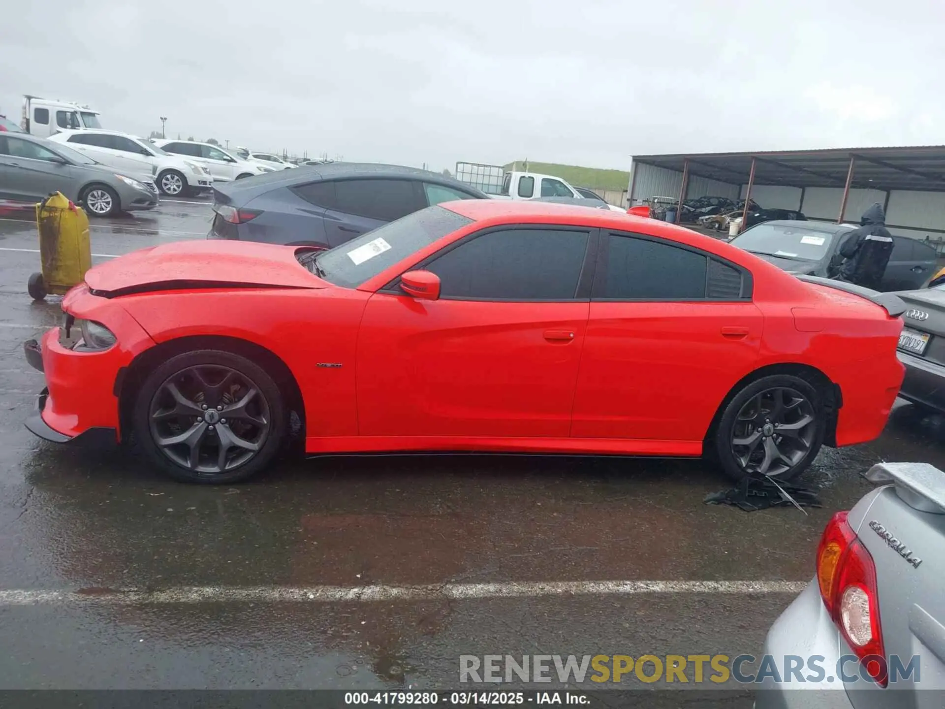14 Photograph of a damaged car 2C3CDXCT1KH598201 DODGE CHARGER 2019