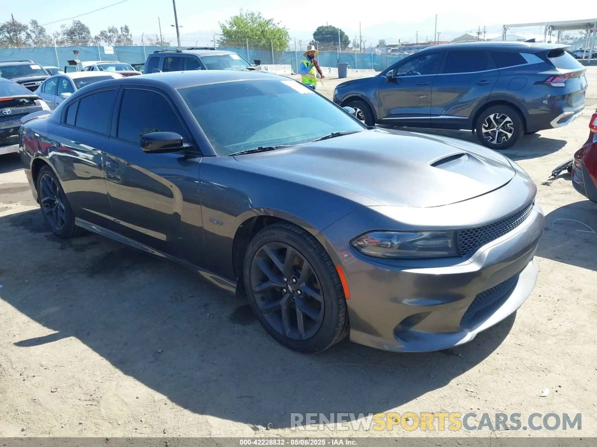1 Photograph of a damaged car 2C3CDXCT1KH653603 DODGE CHARGER 2019