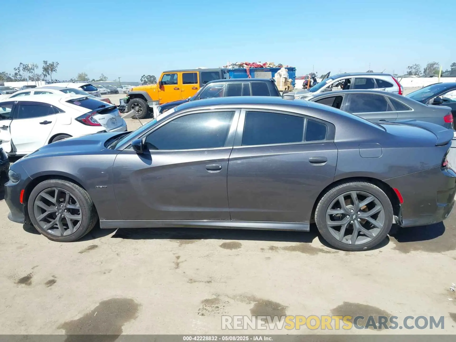 14 Photograph of a damaged car 2C3CDXCT1KH653603 DODGE CHARGER 2019