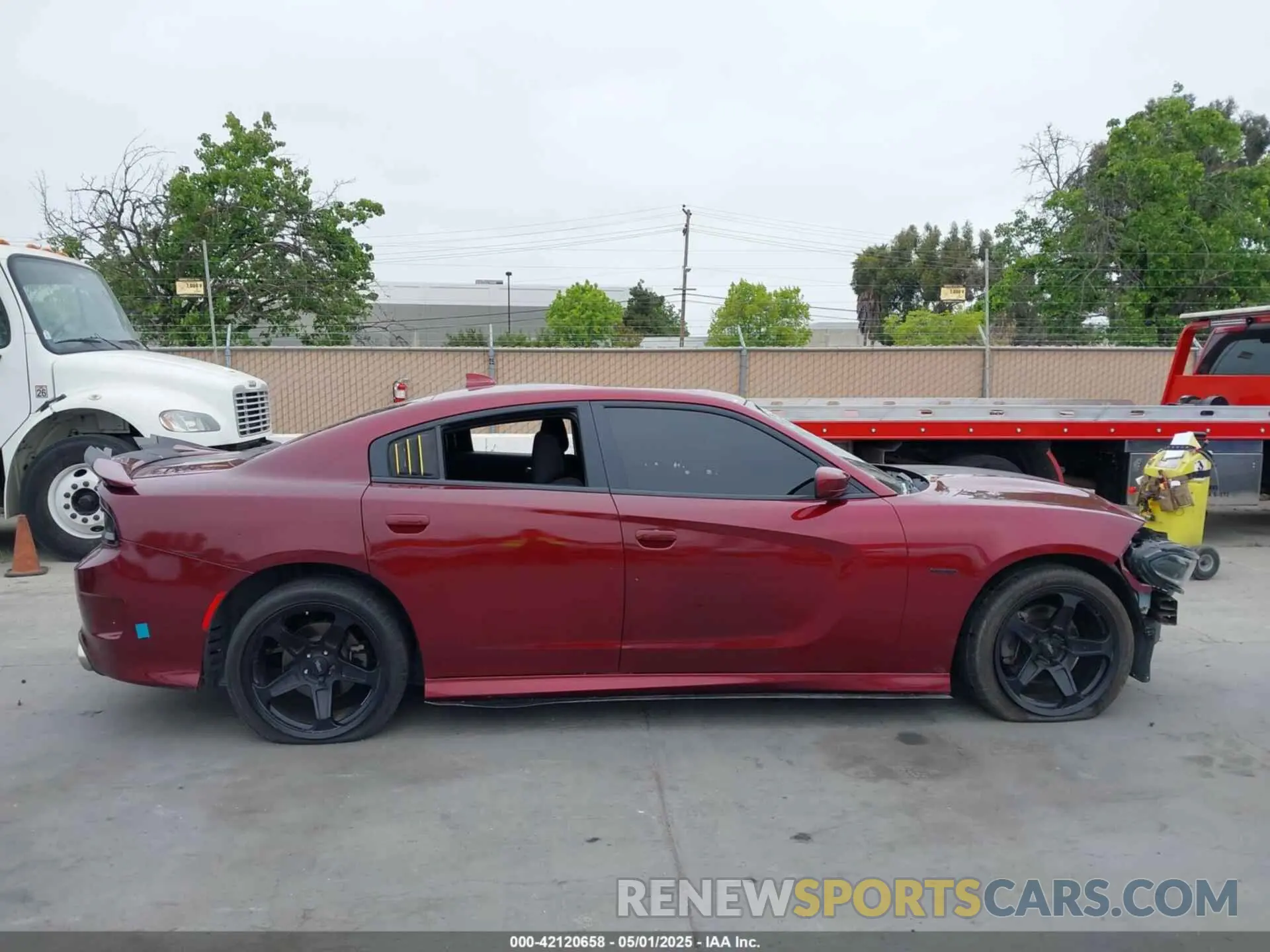 13 Photograph of a damaged car 2C3CDXCT2KH749207 DODGE CHARGER 2019