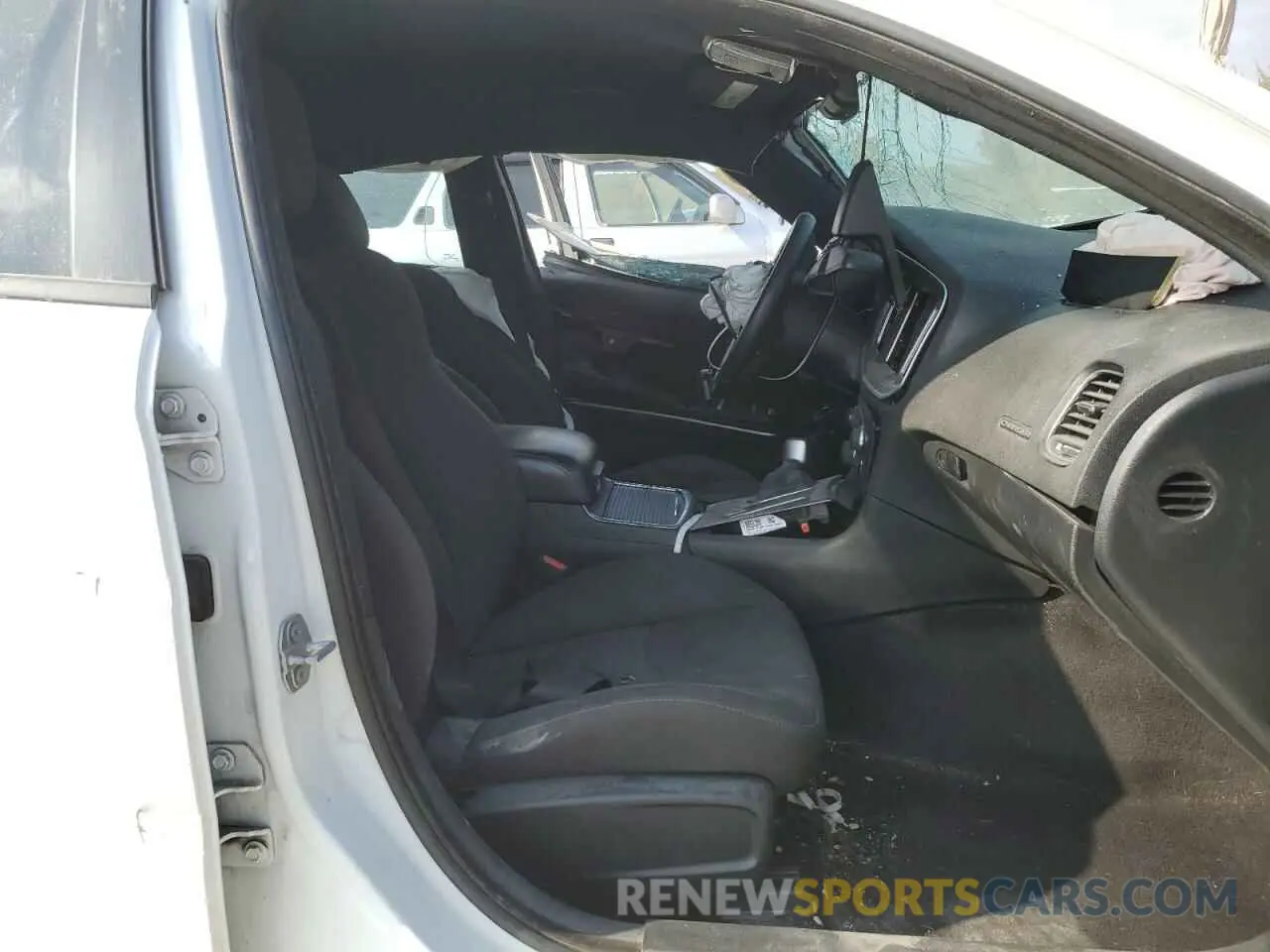 7 Photograph of a damaged car 2C3CDXCT3KH526920 DODGE CHARGER 2019