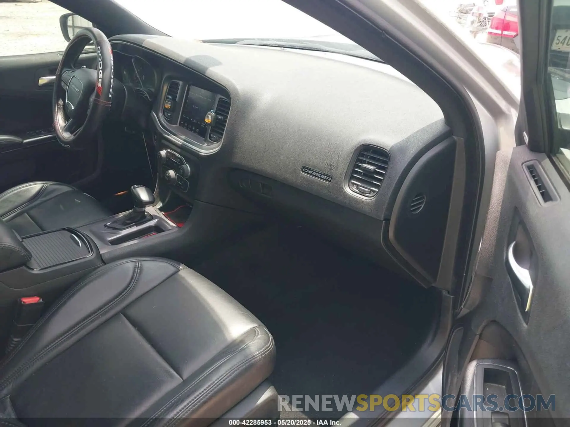 5 Photograph of a damaged car 2C3CDXCT3KH624491 DODGE CHARGER 2019