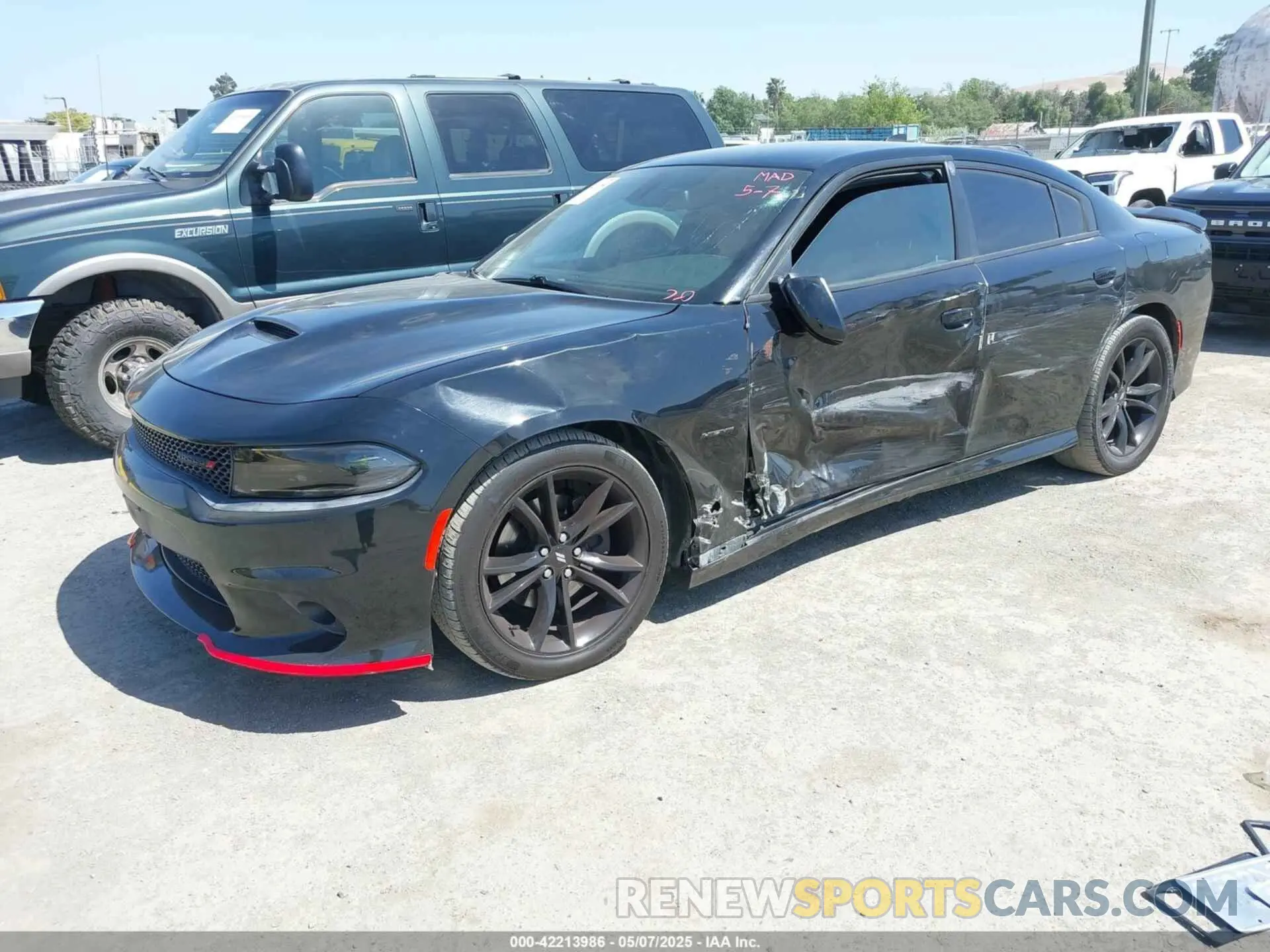 2 Photograph of a damaged car 2C3CDXCT5KH501548 DODGE CHARGER 2019