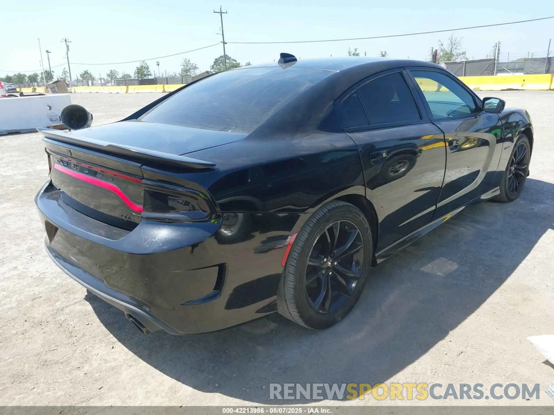 4 Photograph of a damaged car 2C3CDXCT5KH501548 DODGE CHARGER 2019