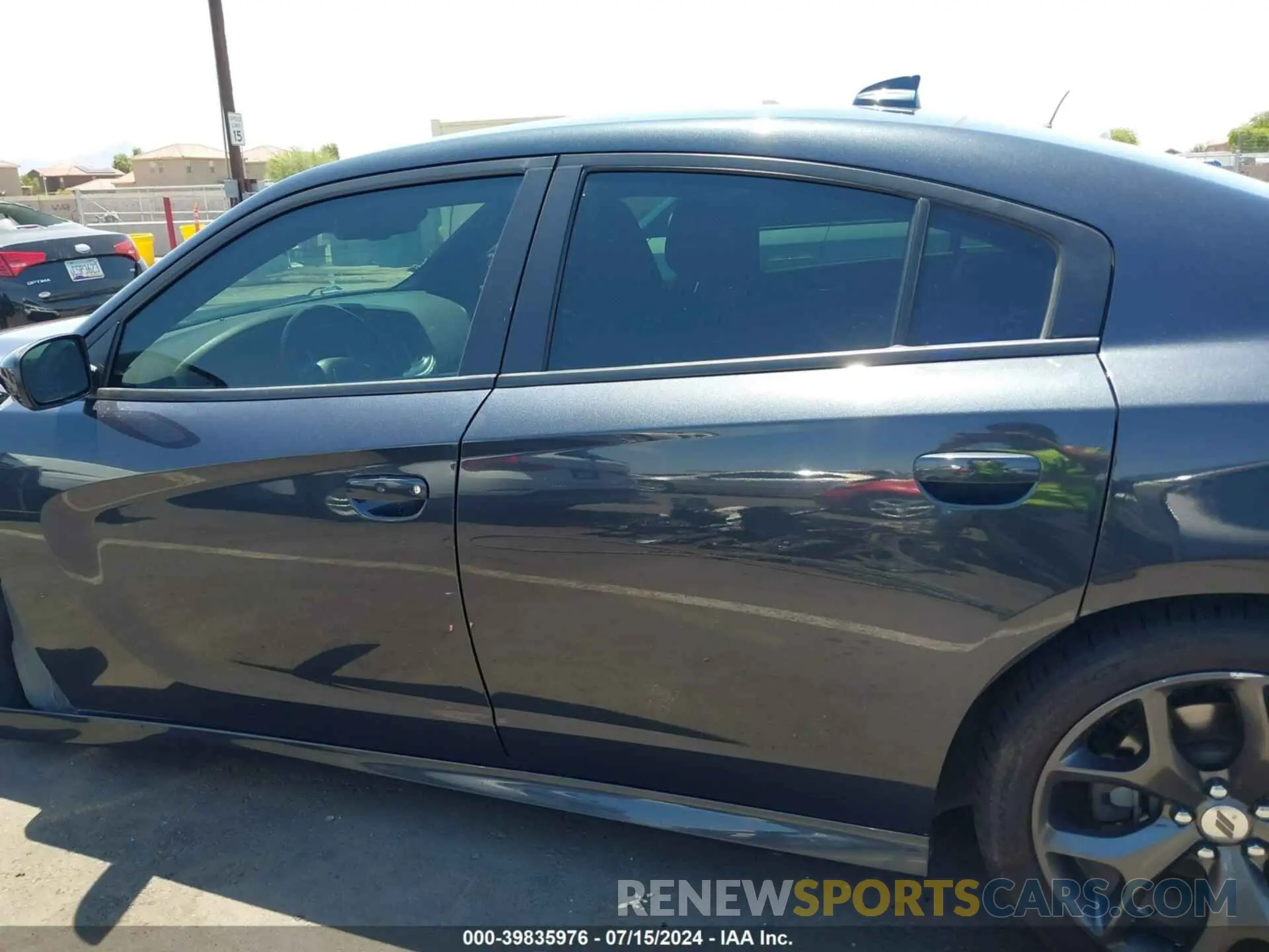 15 Photograph of a damaged car 2C3CDXCT5KH552628 DODGE CHARGER 2019