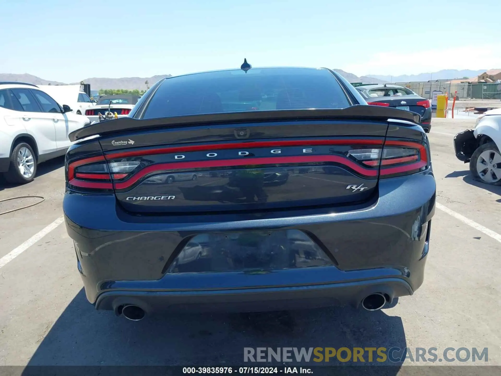 17 Photograph of a damaged car 2C3CDXCT5KH552628 DODGE CHARGER 2019