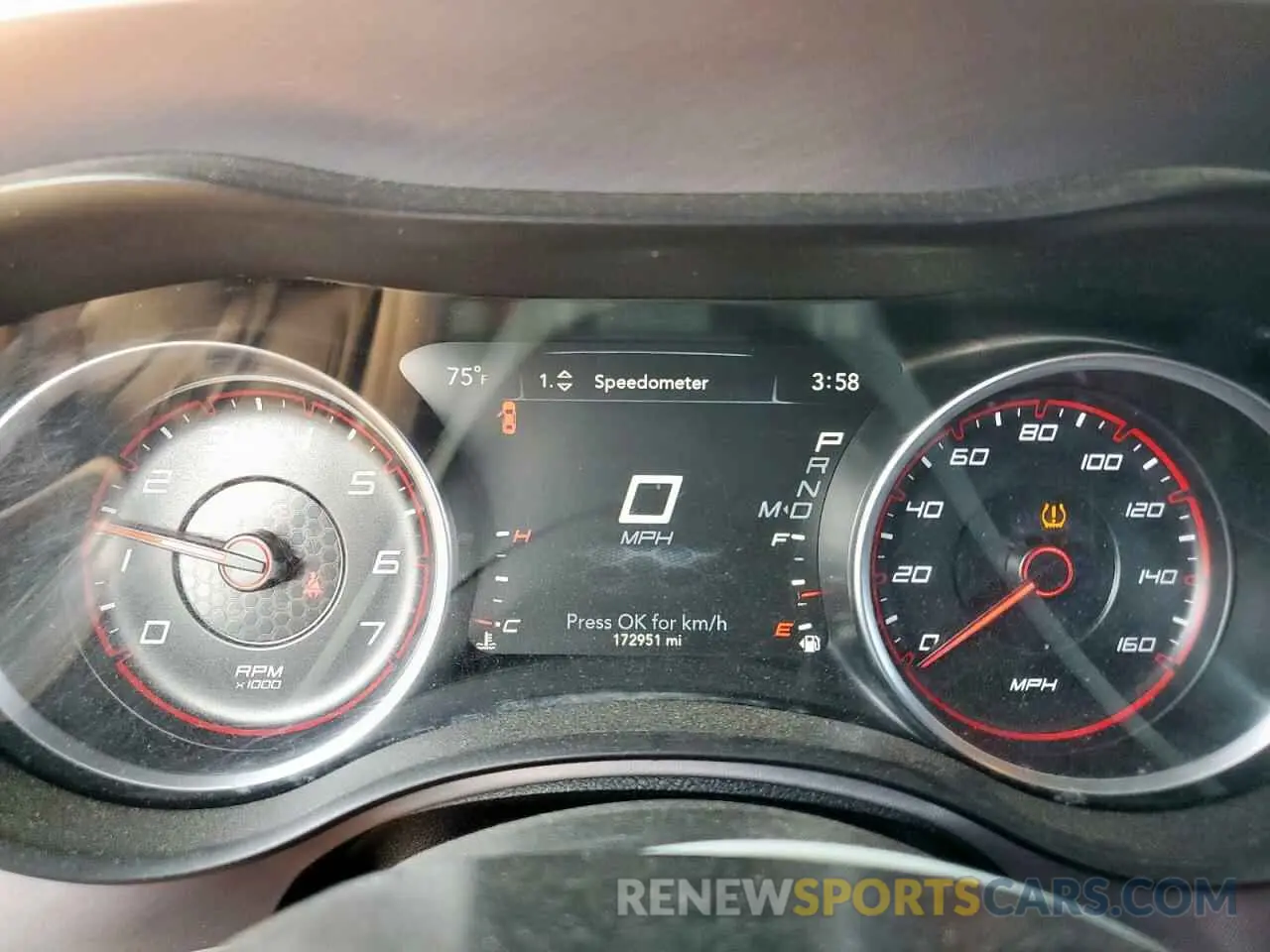 9 Photograph of a damaged car 2C3CDXCT5KH584351 DODGE CHARGER 2019