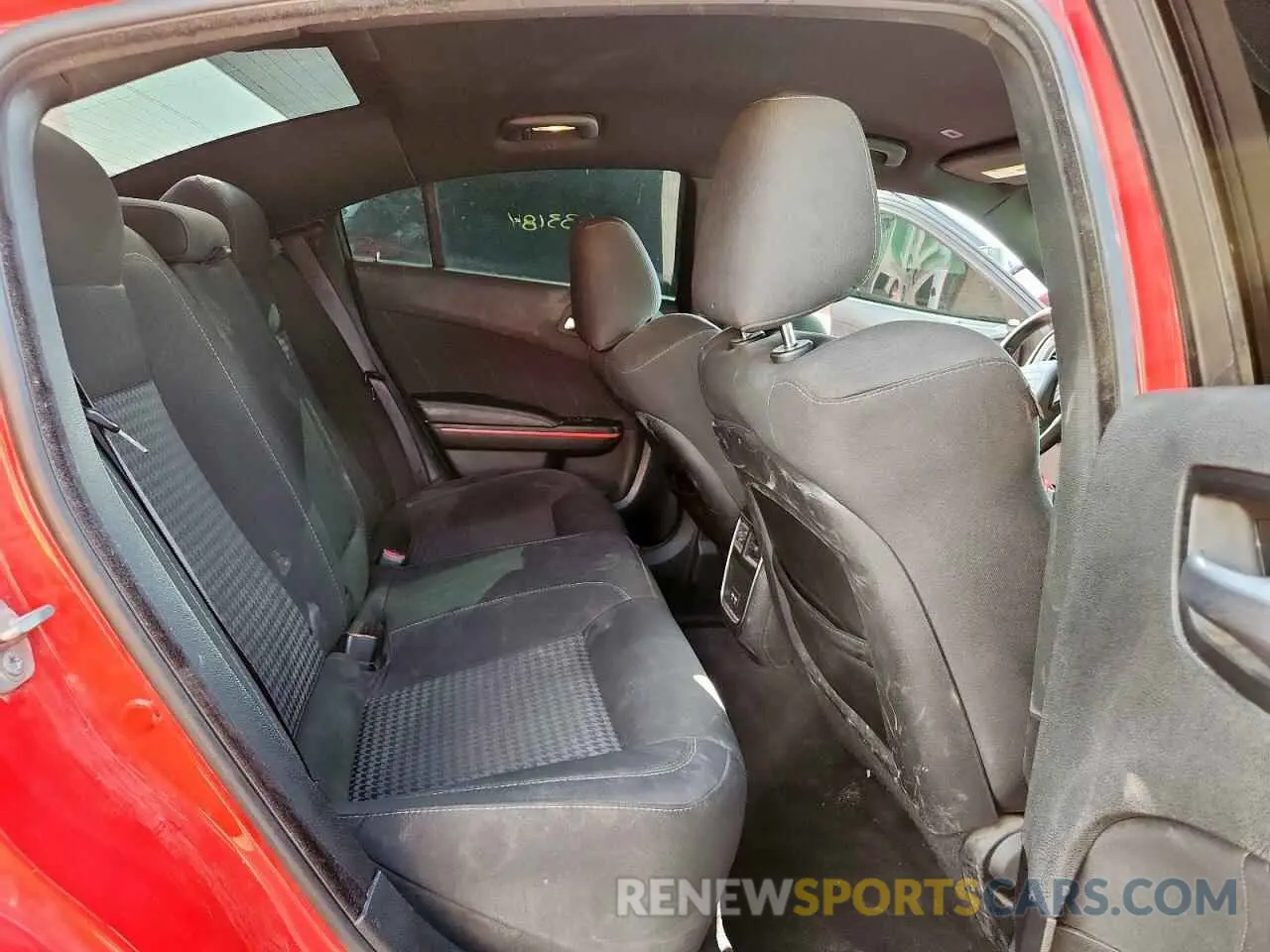 10 Photograph of a damaged car 2C3CDXCT6KH633184 DODGE CHARGER 2019