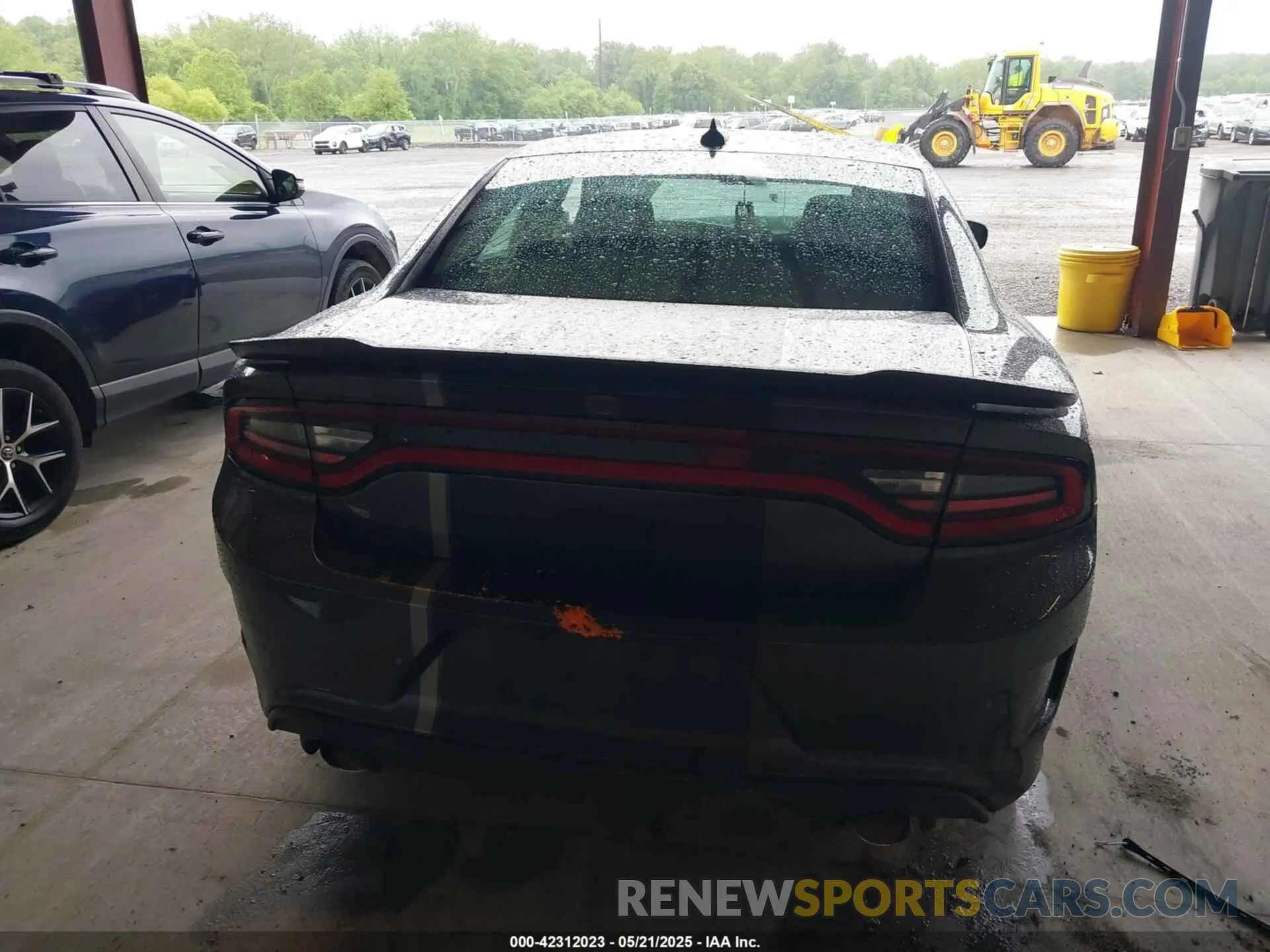 16 Photograph of a damaged car 2C3CDXCT6KH681882 DODGE CHARGER 2019