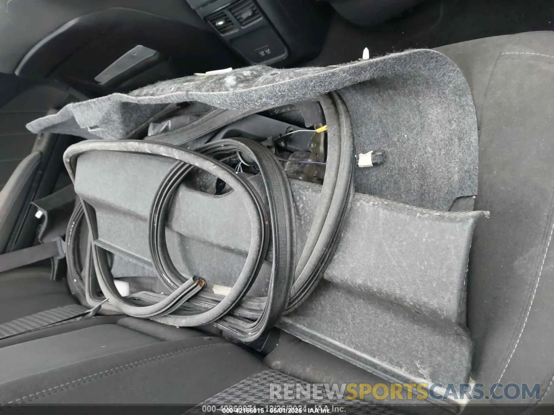 12 Photograph of a damaged car 2C3CDXCT6KH737142 DODGE CHARGER 2019