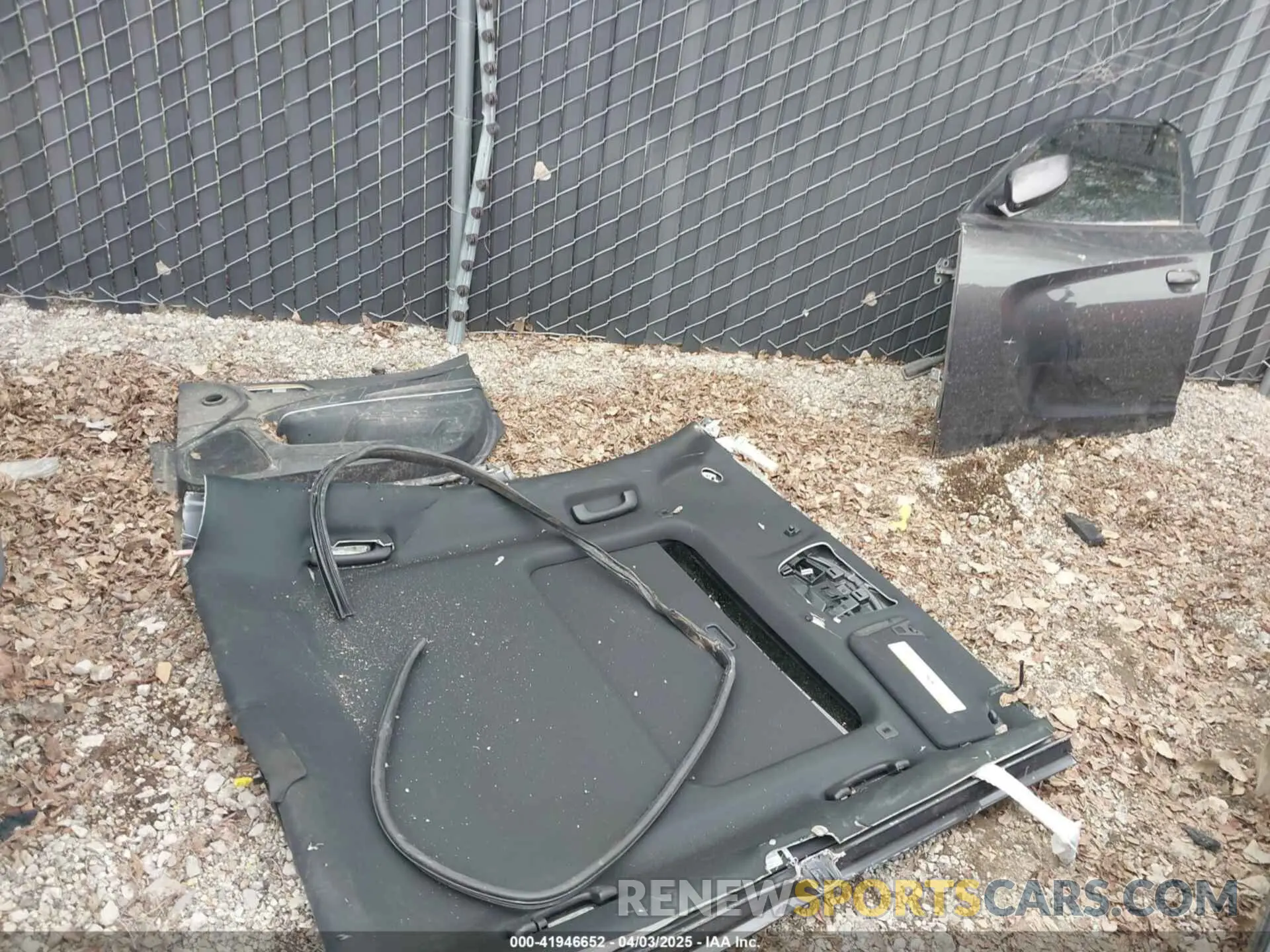 17 Photograph of a damaged car 2C3CDXCT7KH527794 DODGE CHARGER 2019