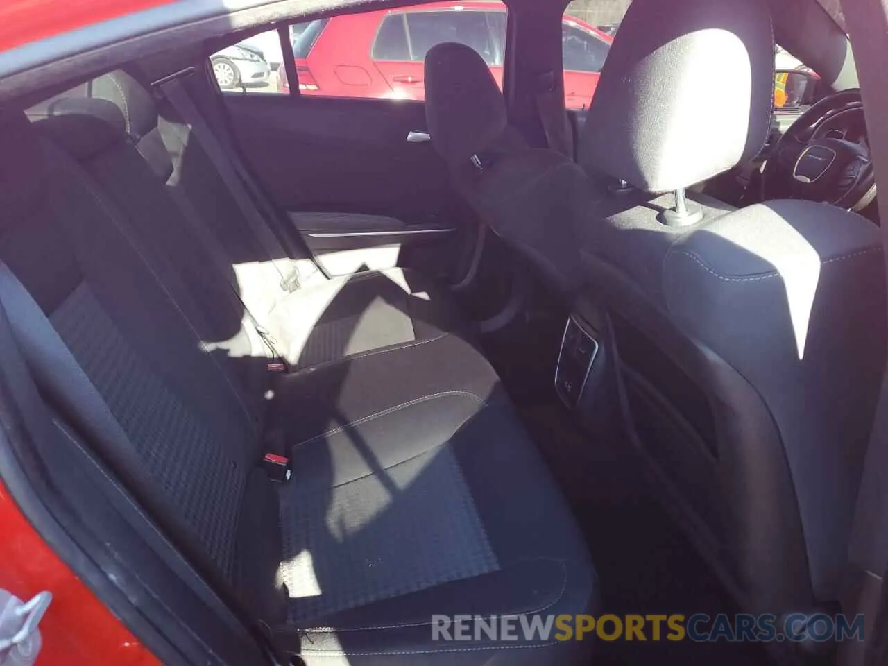 10 Photograph of a damaged car 2C3CDXCT7KH539170 DODGE CHARGER 2019