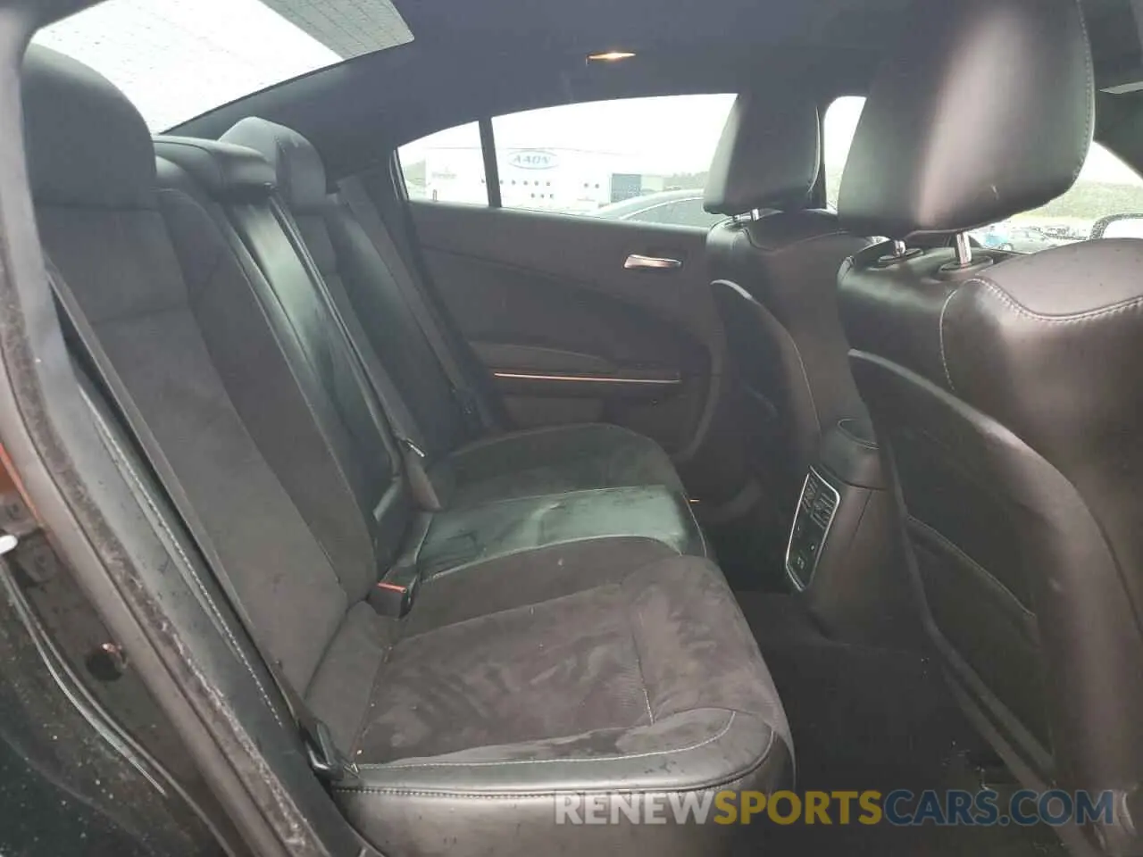 10 Photograph of a damaged car 2C3CDXCT7KH588580 DODGE CHARGER 2019