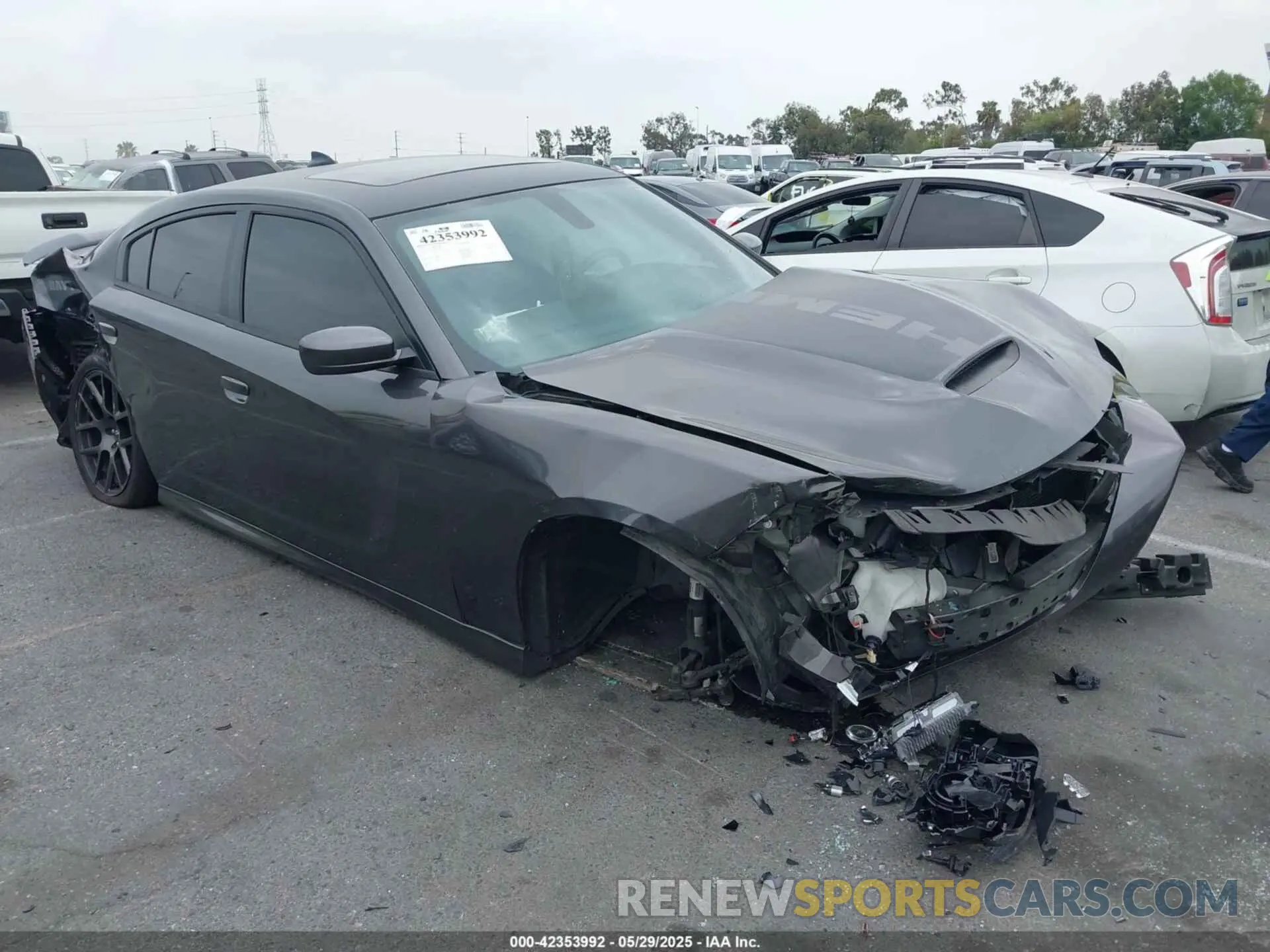 1 Photograph of a damaged car 2C3CDXCT7KH591513 DODGE CHARGER 2019