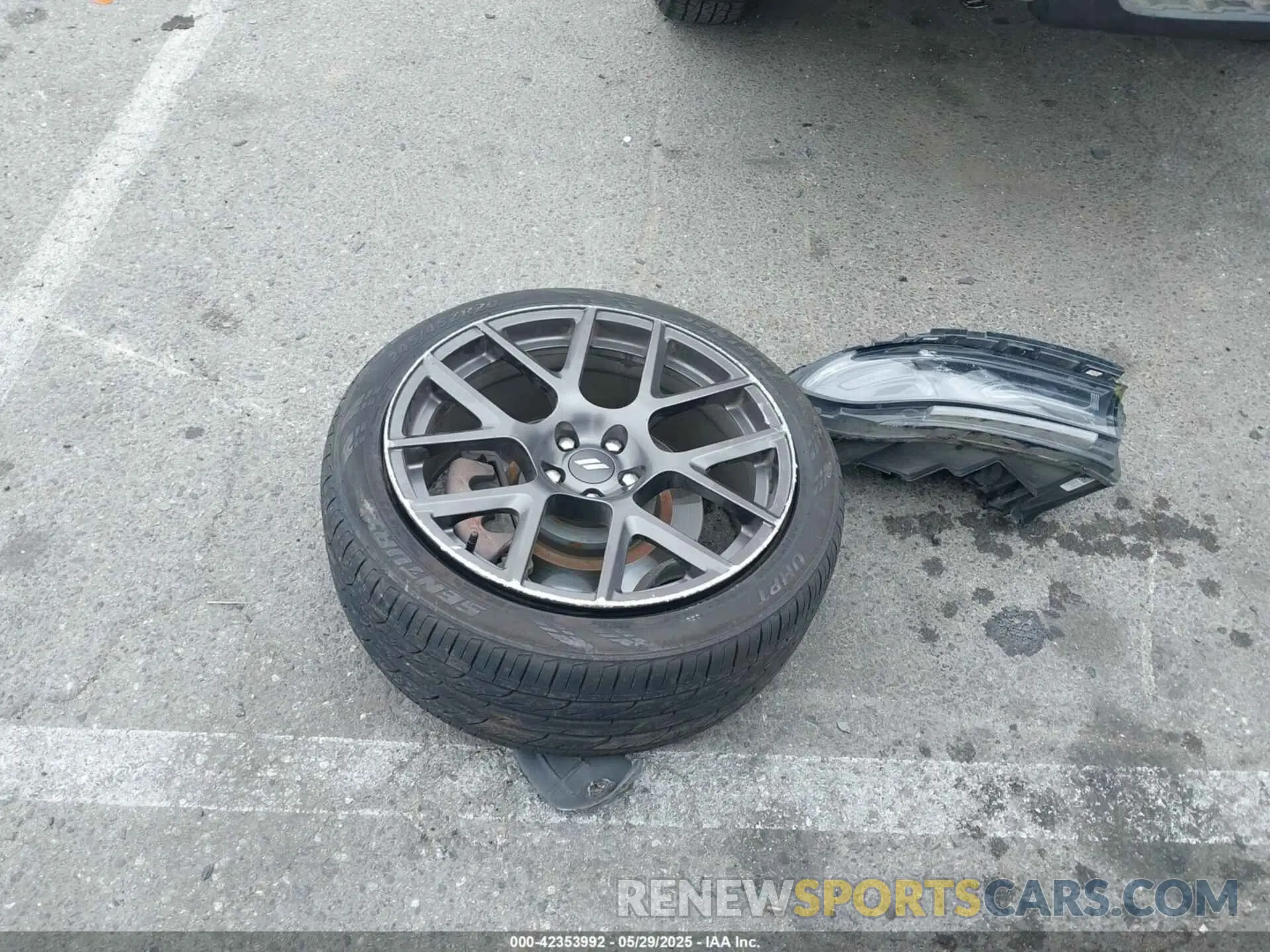 11 Photograph of a damaged car 2C3CDXCT7KH591513 DODGE CHARGER 2019