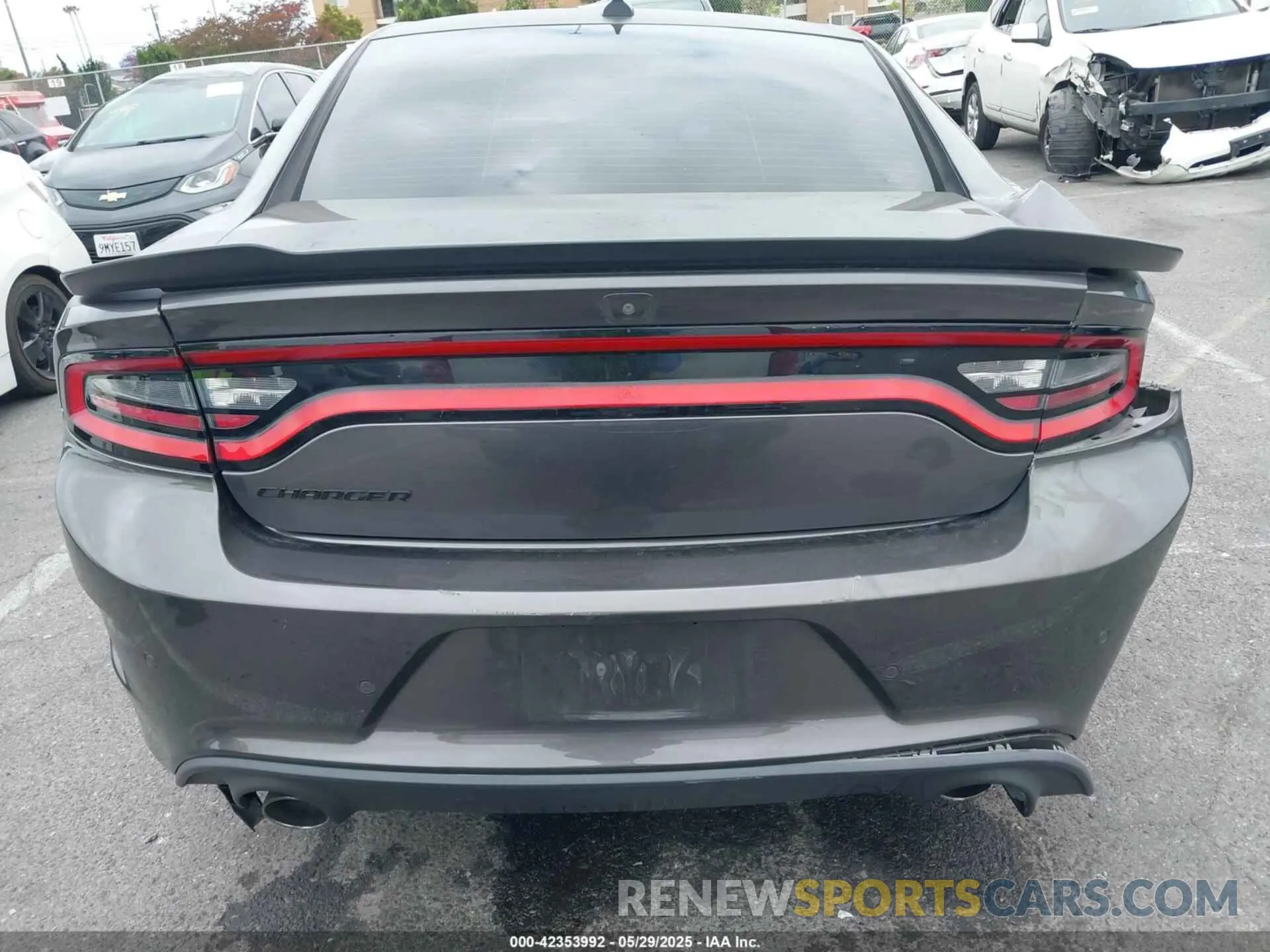 16 Photograph of a damaged car 2C3CDXCT7KH591513 DODGE CHARGER 2019
