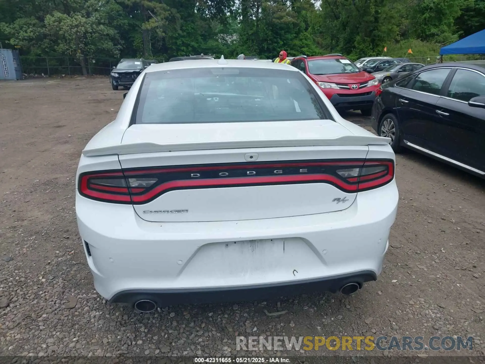 15 Photograph of a damaged car 2C3CDXCT7KH652889 DODGE CHARGER 2019