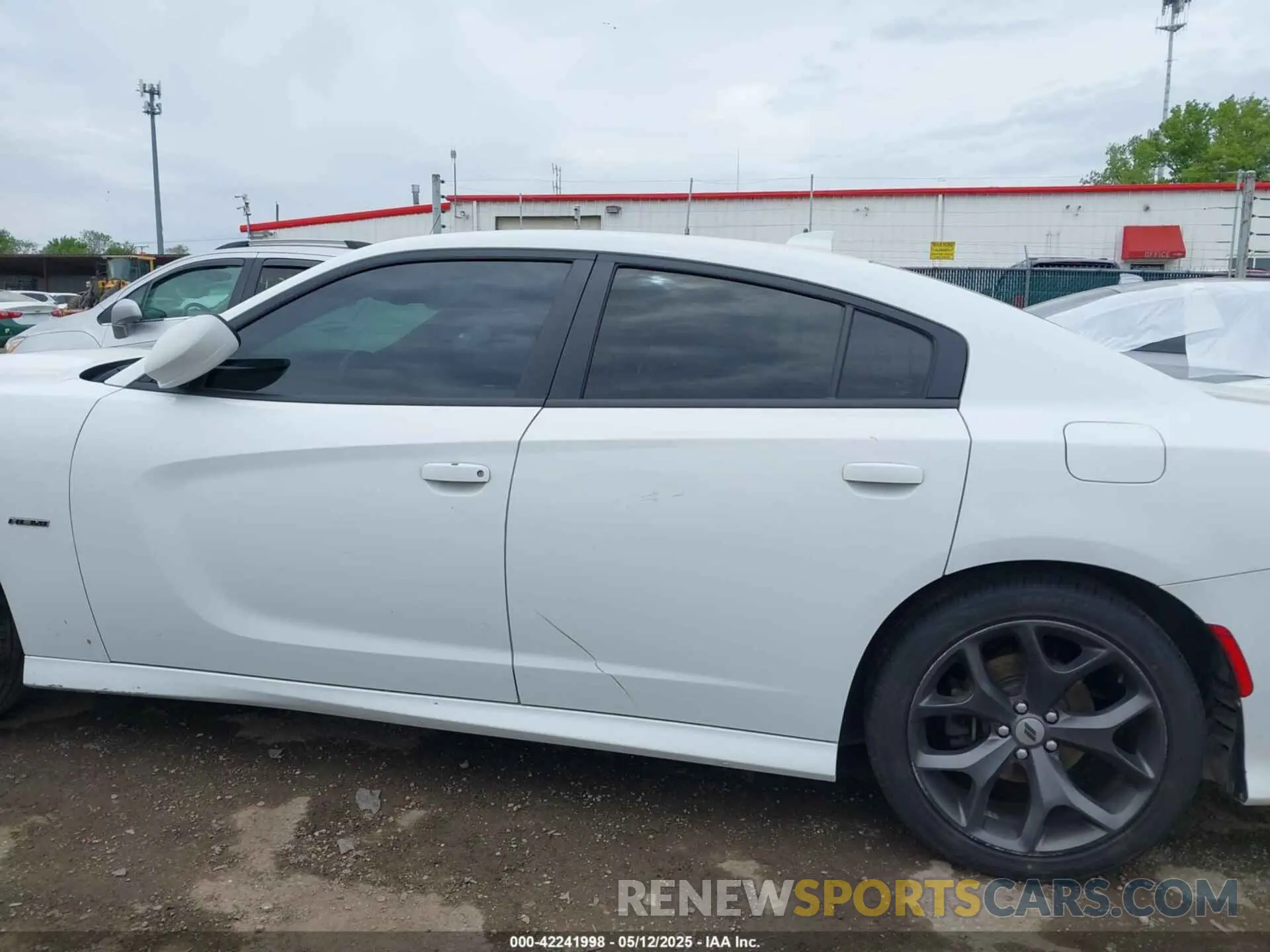 15 Photograph of a damaged car 2C3CDXCT7KH654965 DODGE CHARGER 2019